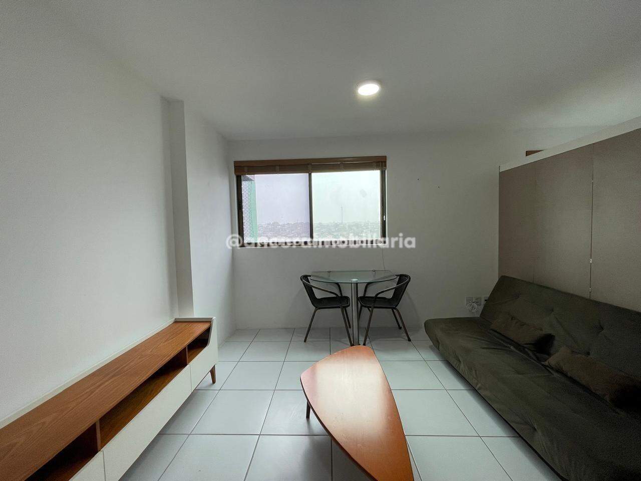 Apartamento à venda no Tamarineira: 