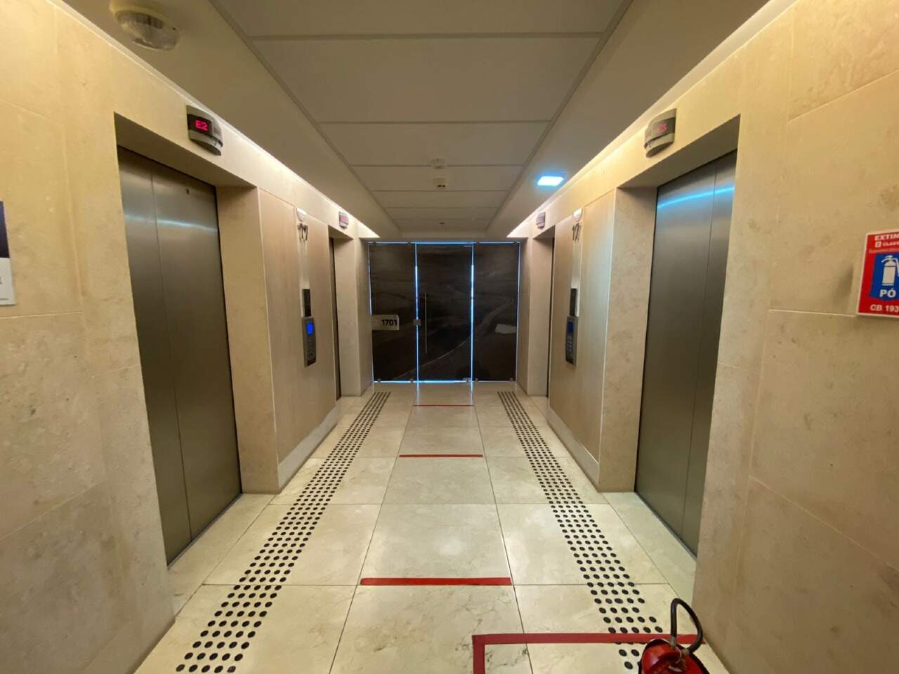Sala para aluguel no Boa Viagem: 