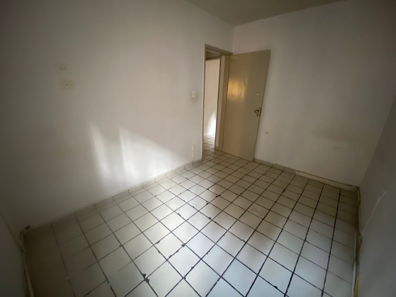 Apartamento para aluguel no Madalena: 