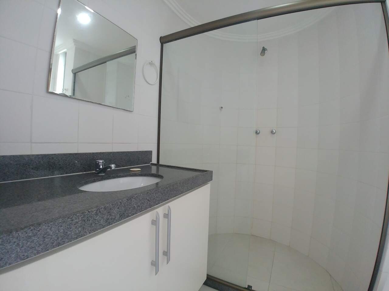 Apartamento à venda no Bairro Novo: 