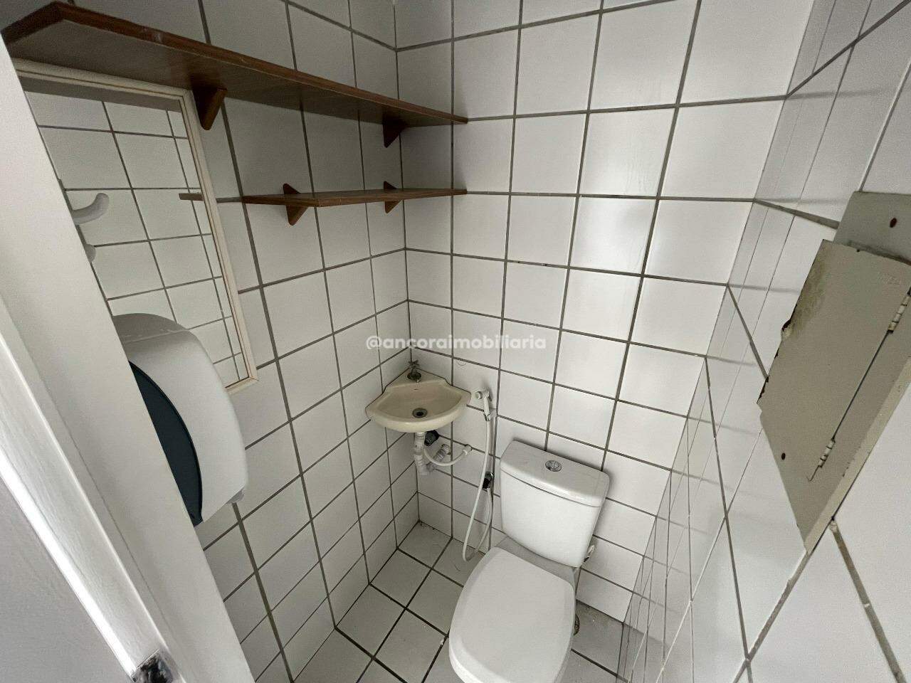 Sala para aluguel no Ilha do Leite: 