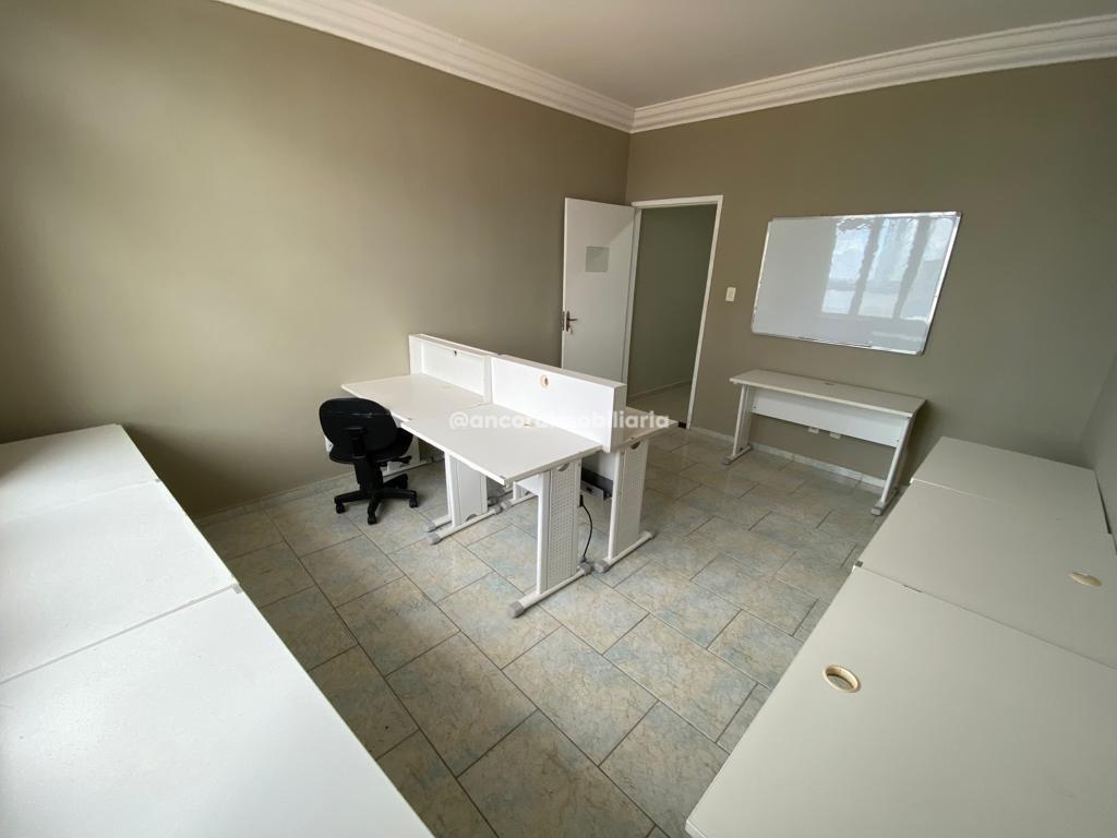 Sala para aluguel no Santo Antonio: 