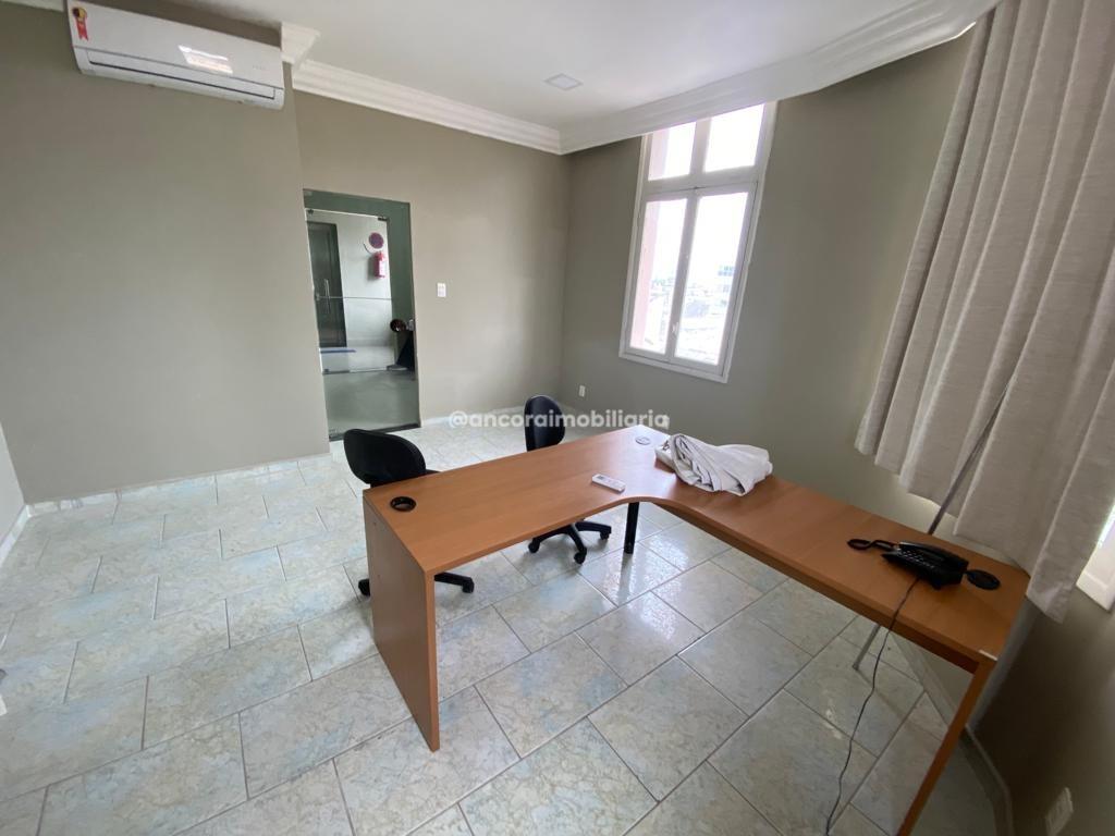 Sala para aluguel no Santo Antonio: 