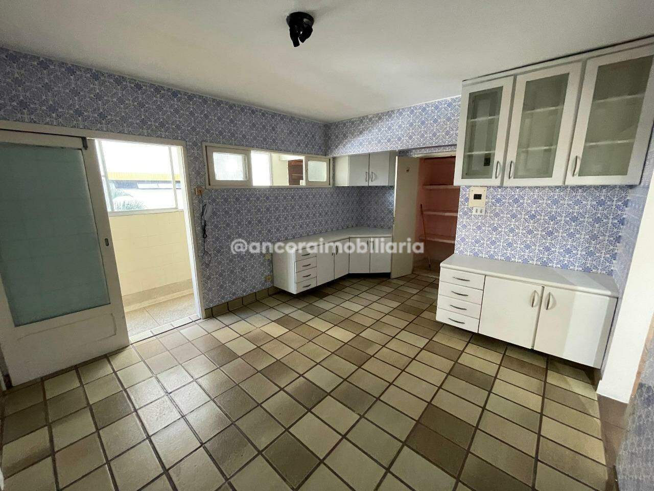 Apartamento para aluguel no Derby: 