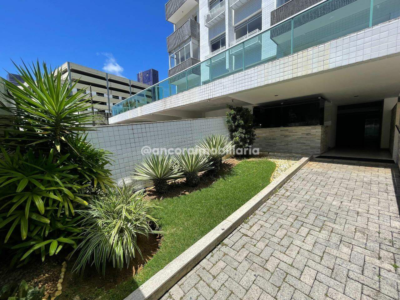Apartamento para aluguel no Derby: 
