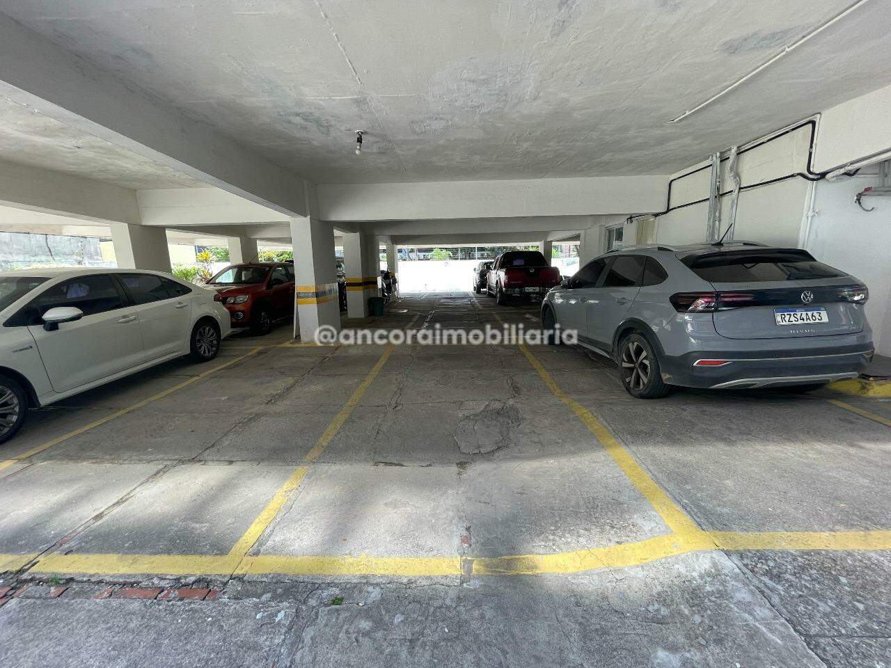 Apartamento para aluguel no Derby: 