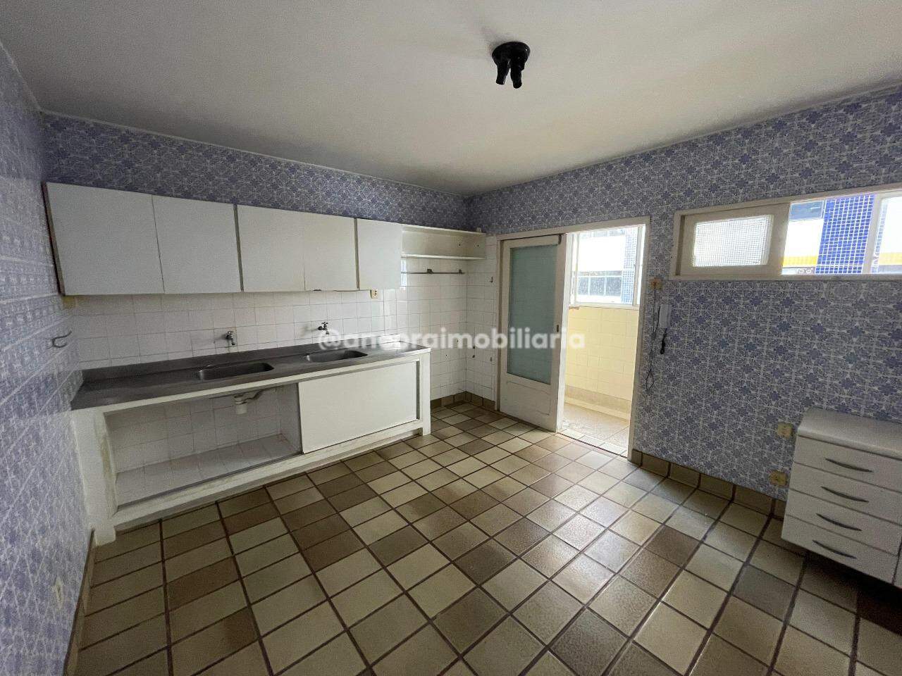 Apartamento para aluguel no Derby: 