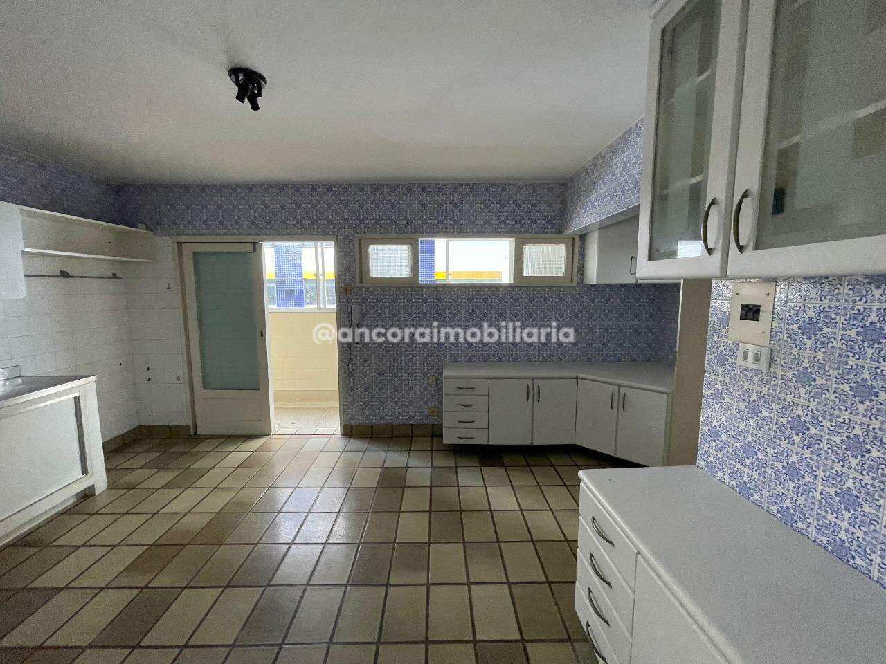 Apartamento para aluguel no Derby: 