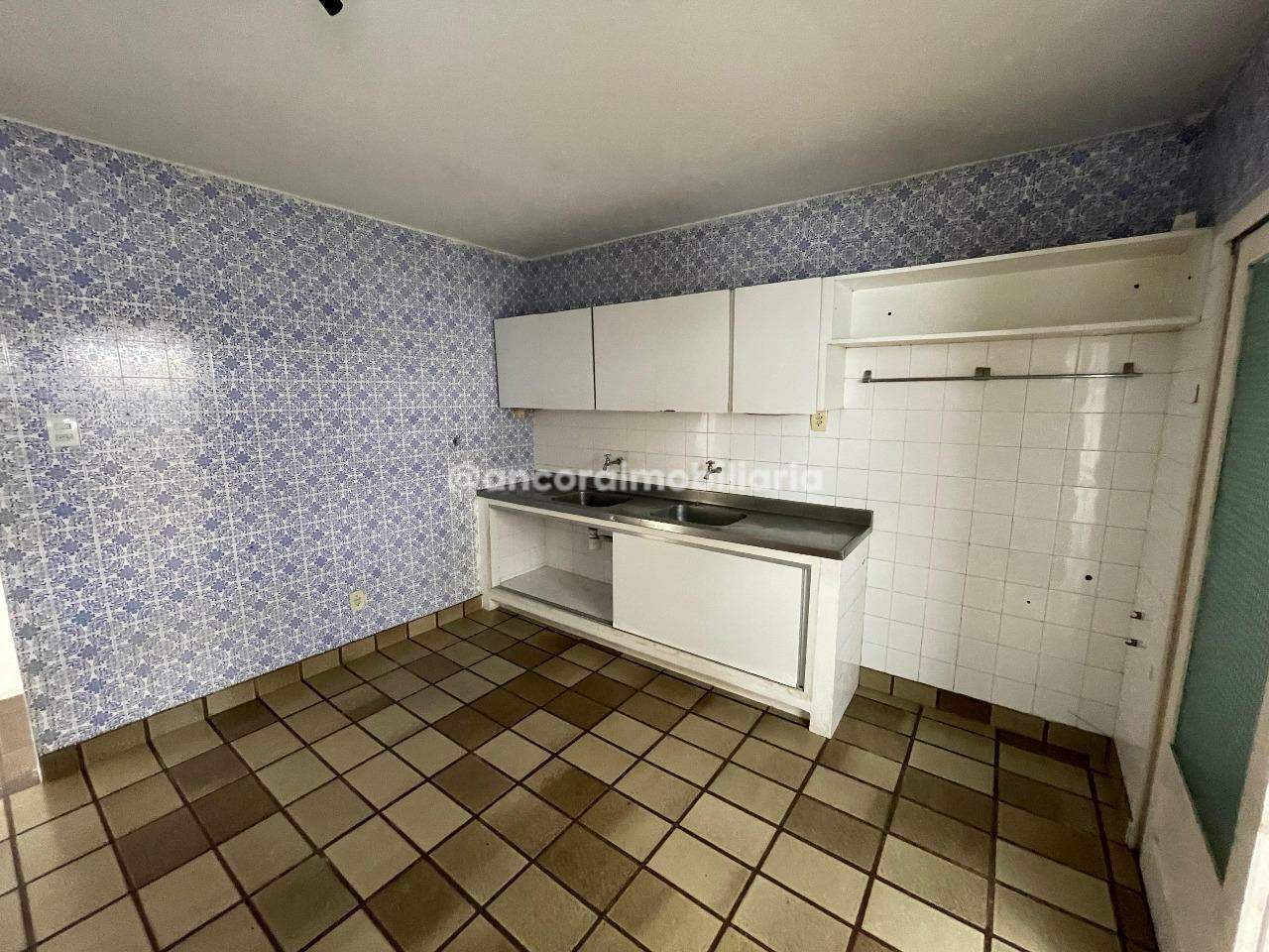 Apartamento para aluguel no Derby: 
