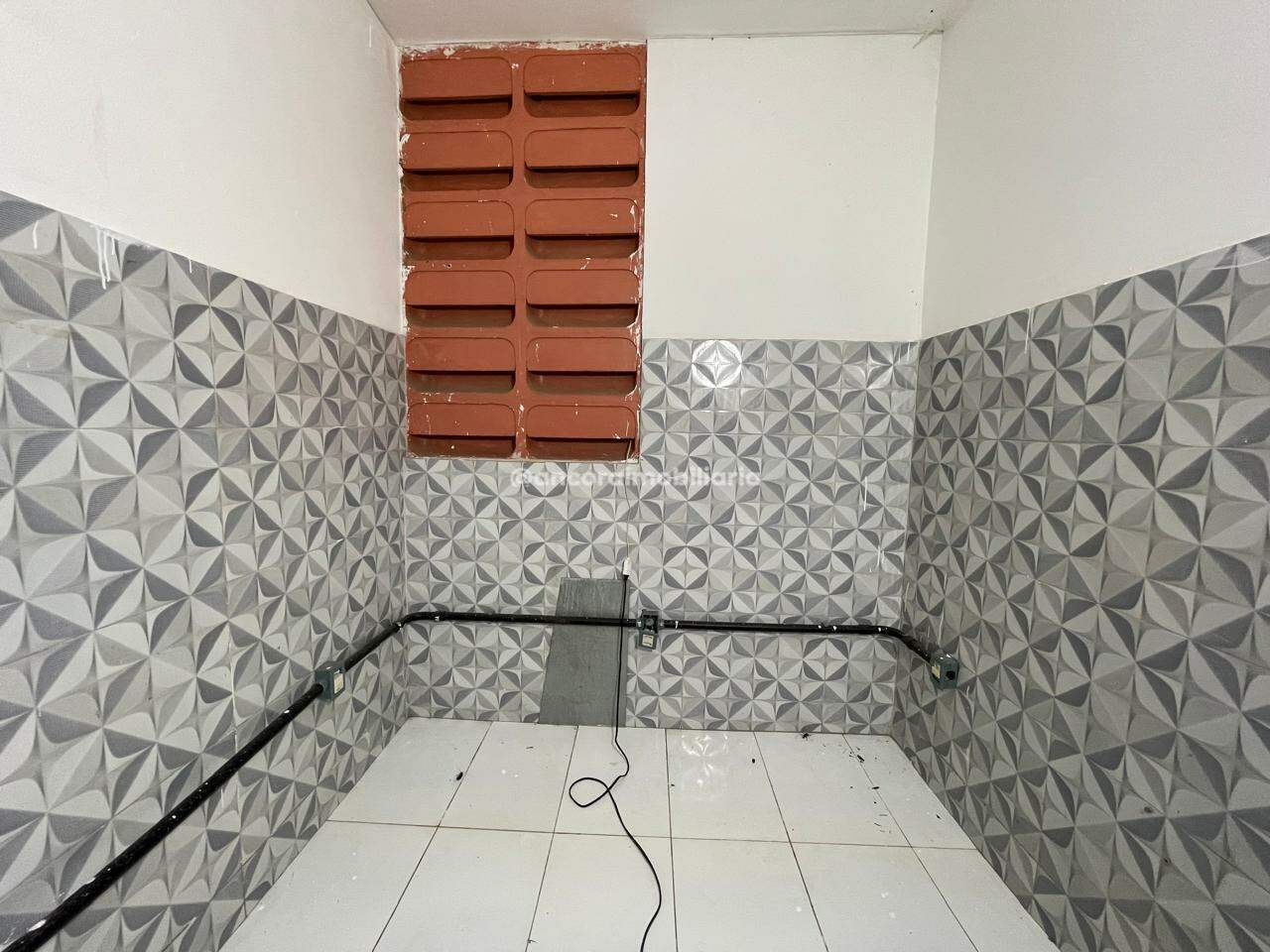 Casa Comercial para aluguel no Madalena: 