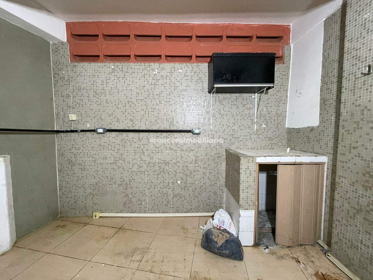 Casa Comercial para aluguel no Madalena: 