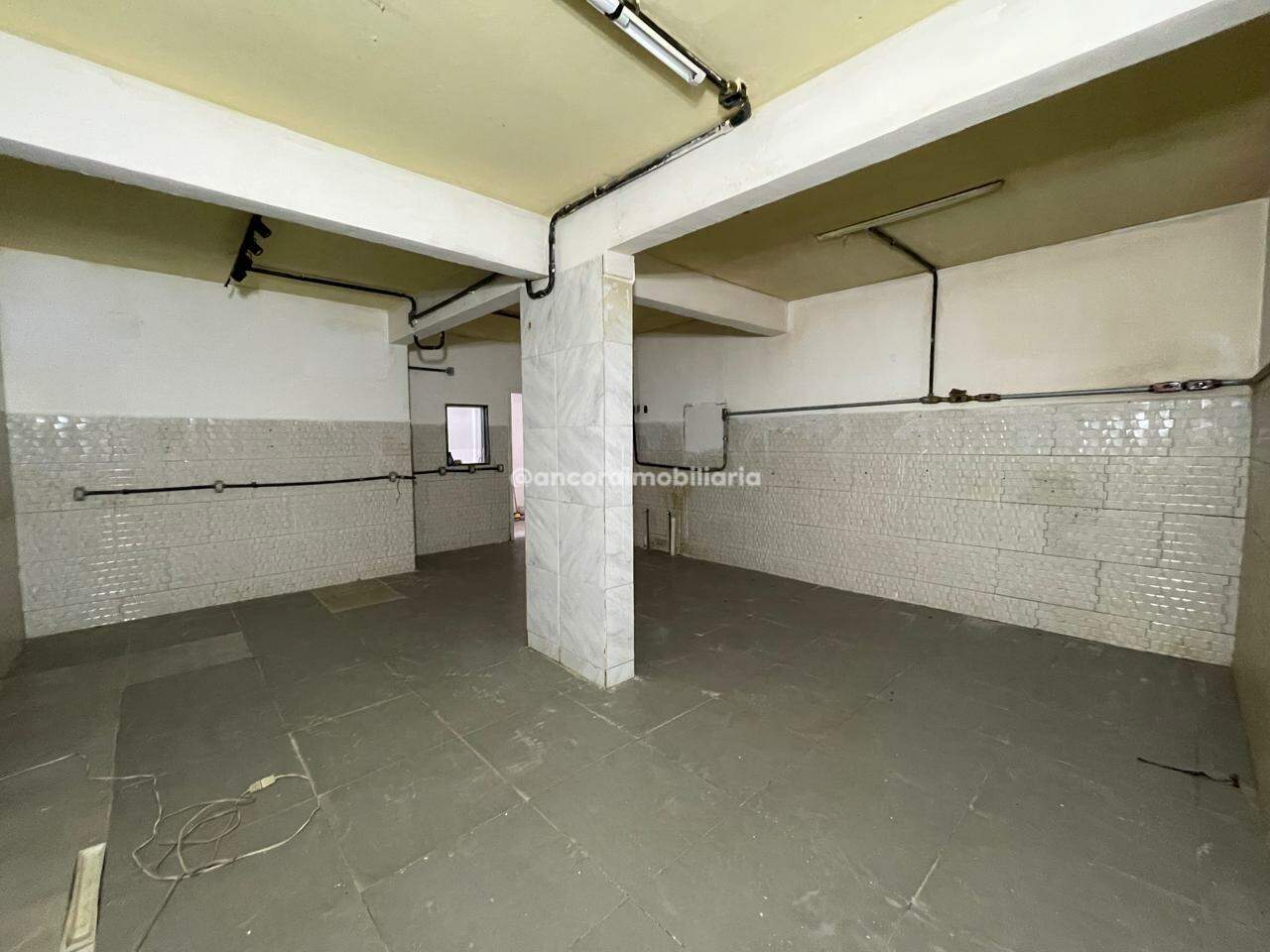Casa Comercial para aluguel no Madalena: 