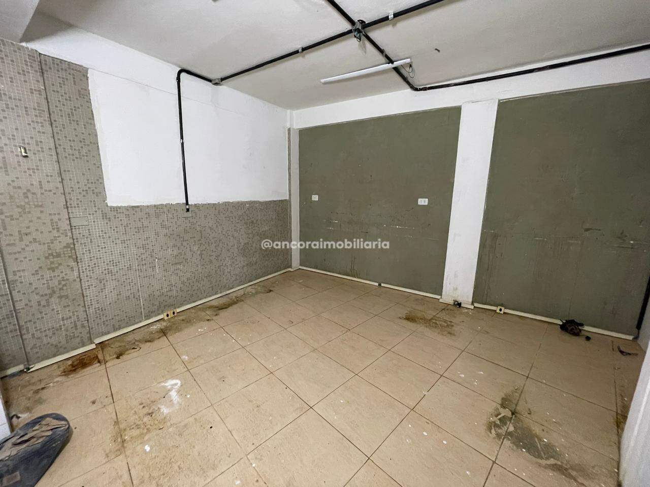 Casa Comercial para aluguel no Madalena: 