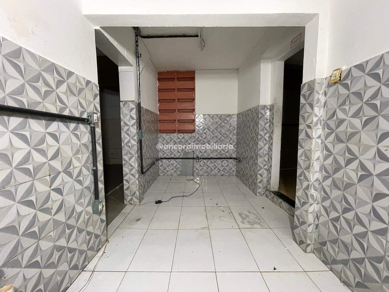 Casa Comercial para aluguel no Madalena: 