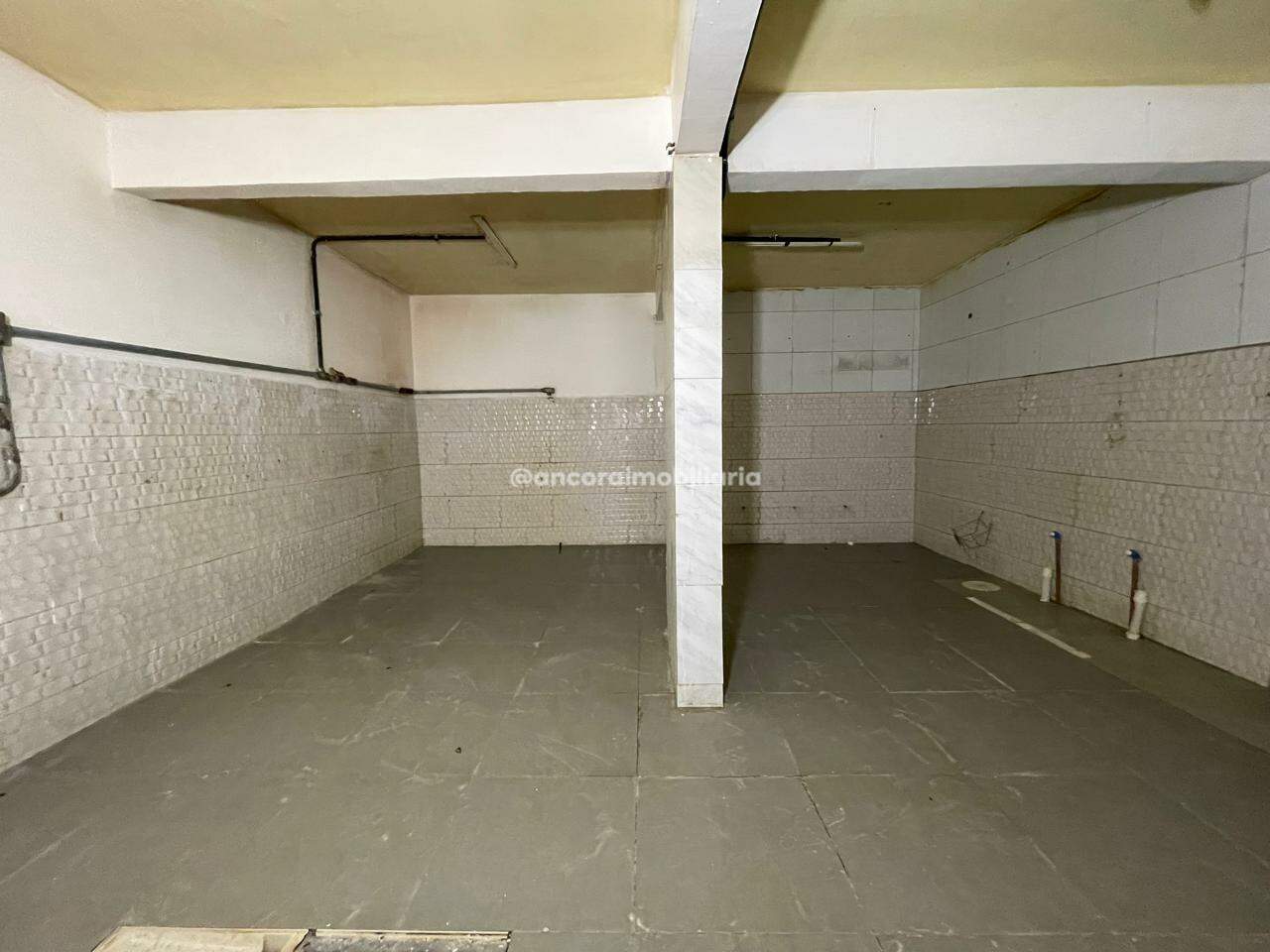 Casa Comercial para aluguel no Madalena: 