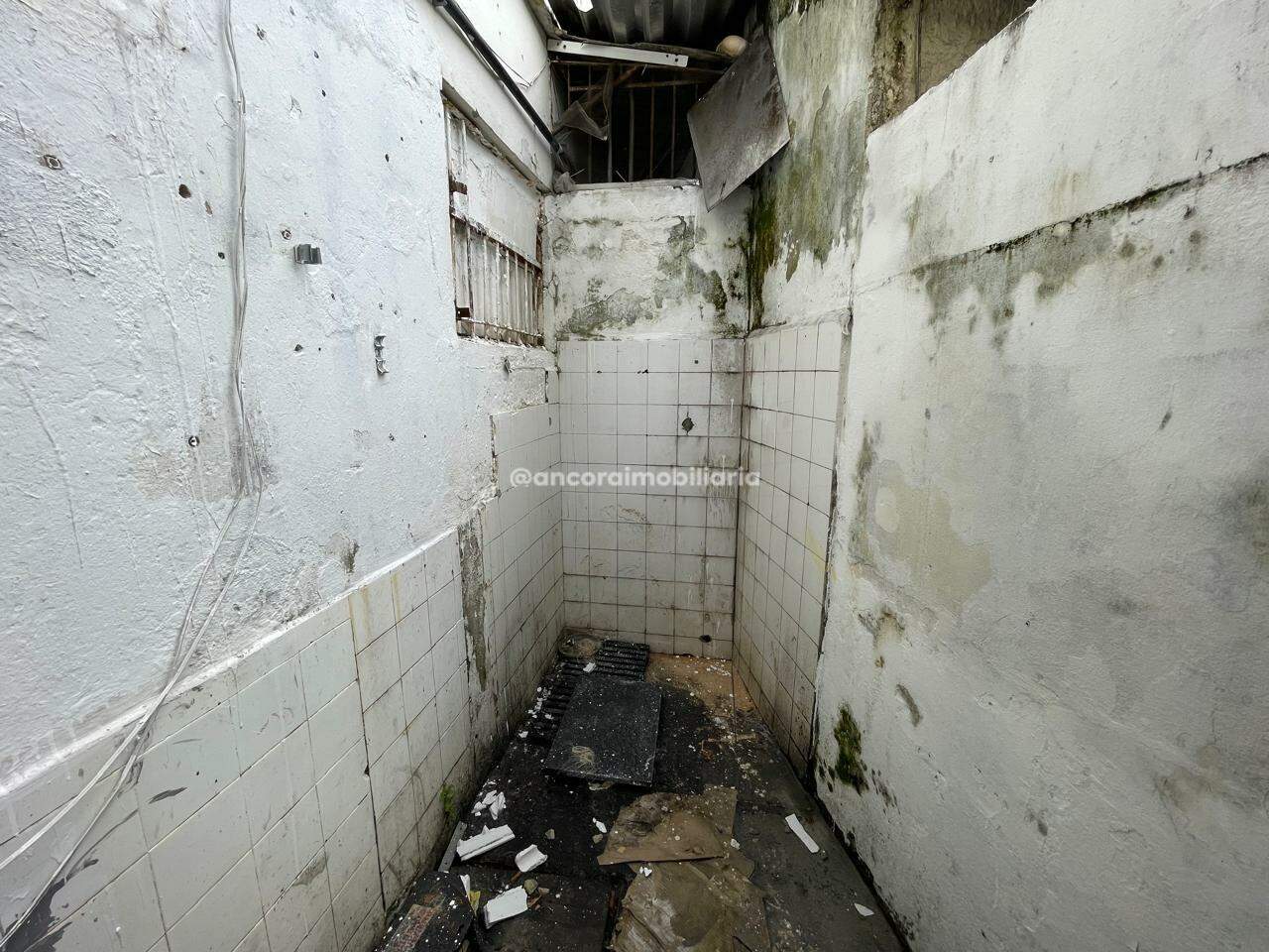 Casa Comercial para aluguel no Madalena: 