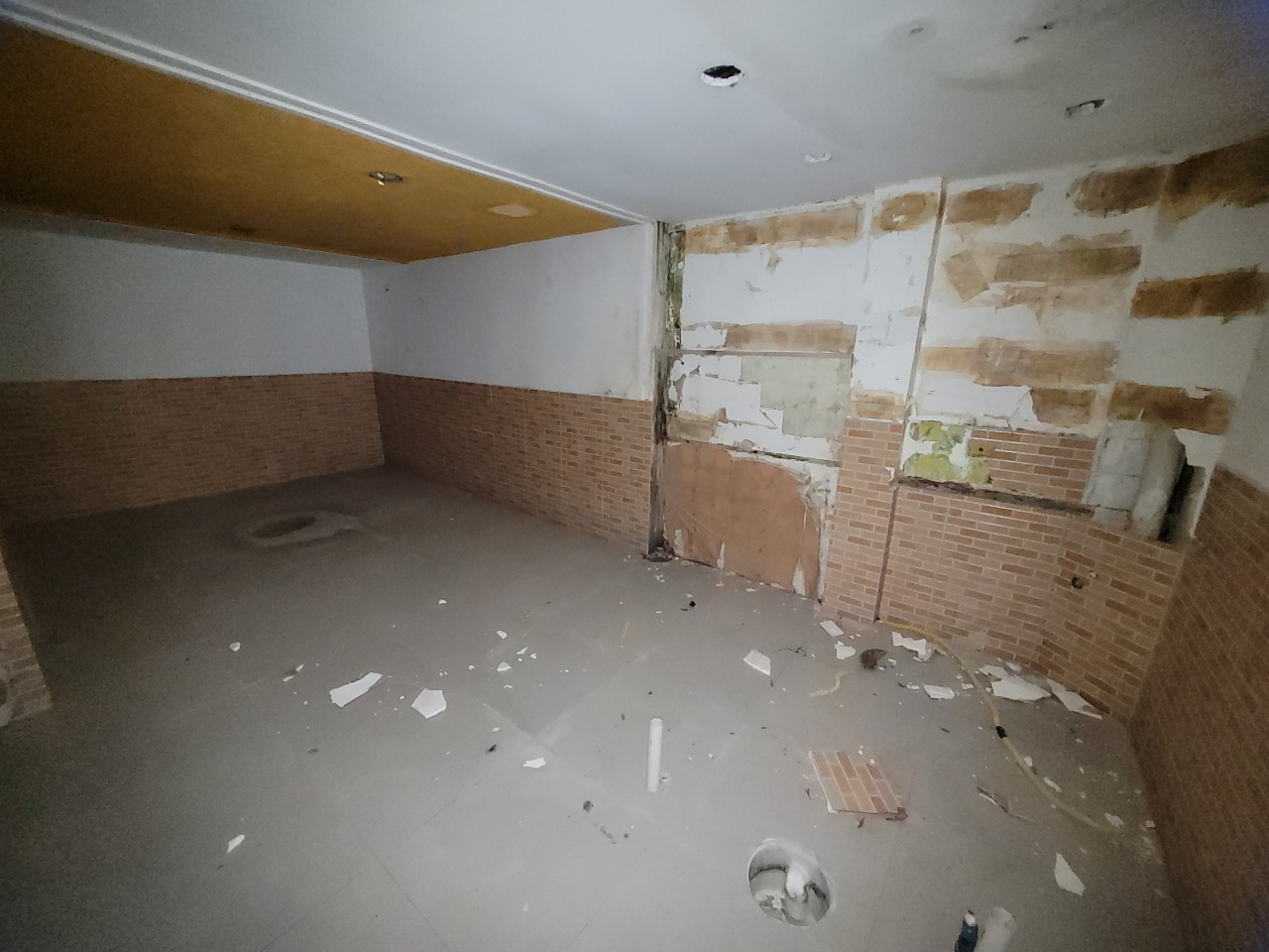 Casa Comercial para aluguel no Espinheiro: 