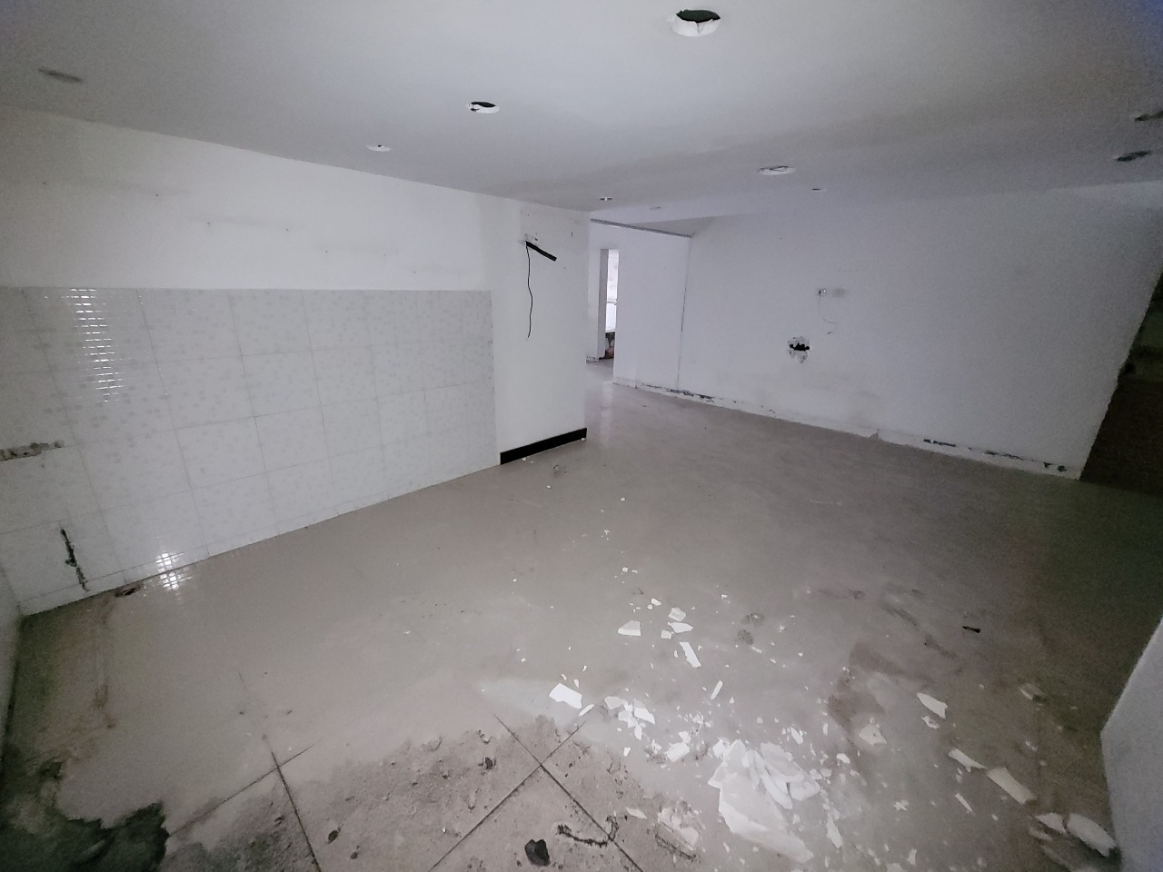 Casa Comercial para aluguel no Espinheiro: 