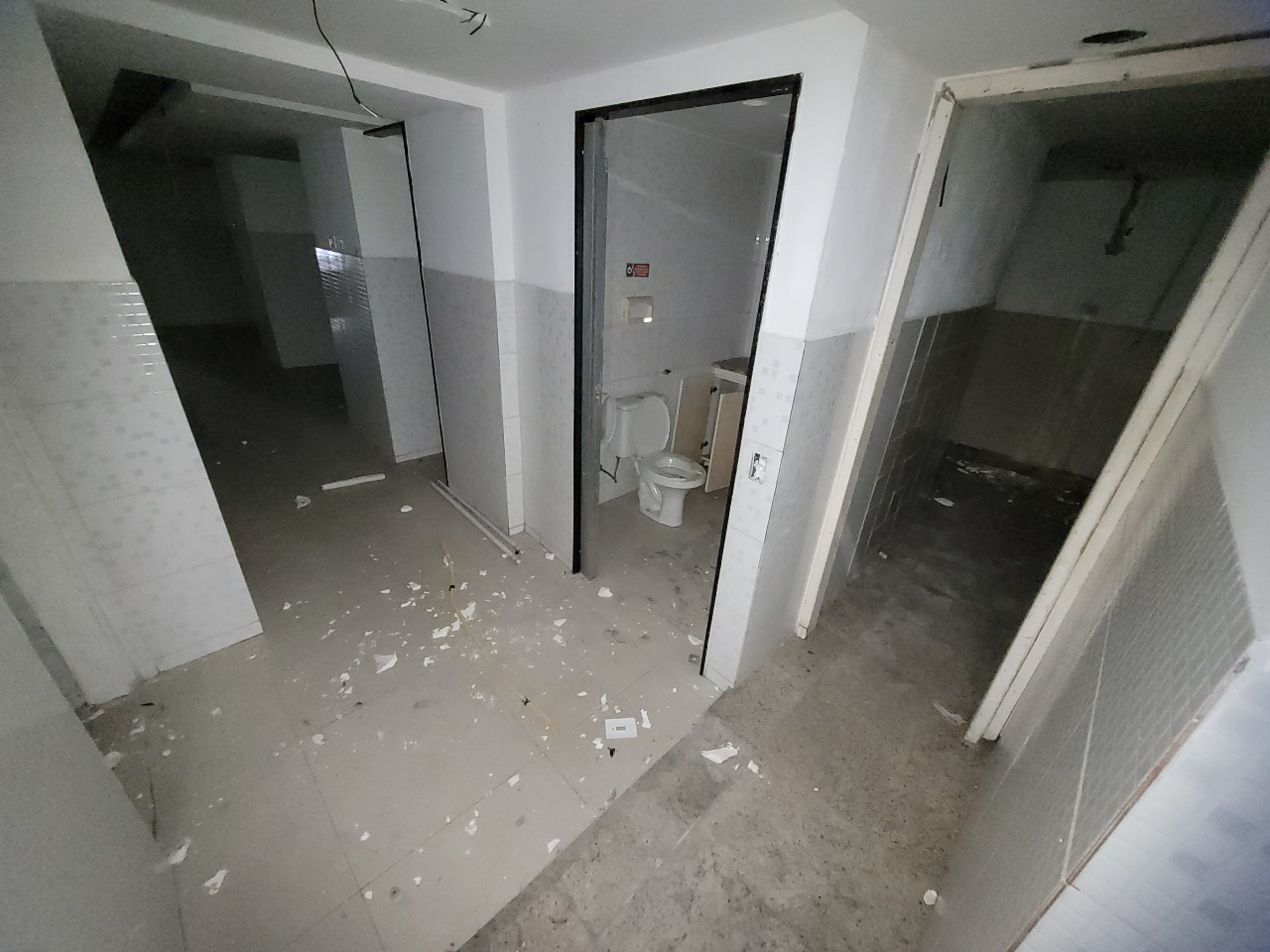 Casa Comercial para aluguel no Espinheiro: 