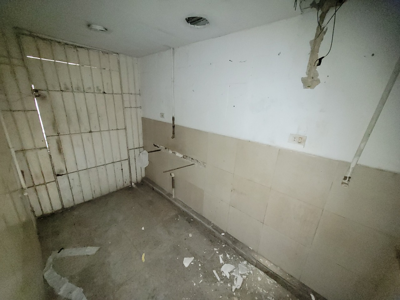 Casa Comercial para aluguel no Espinheiro: 