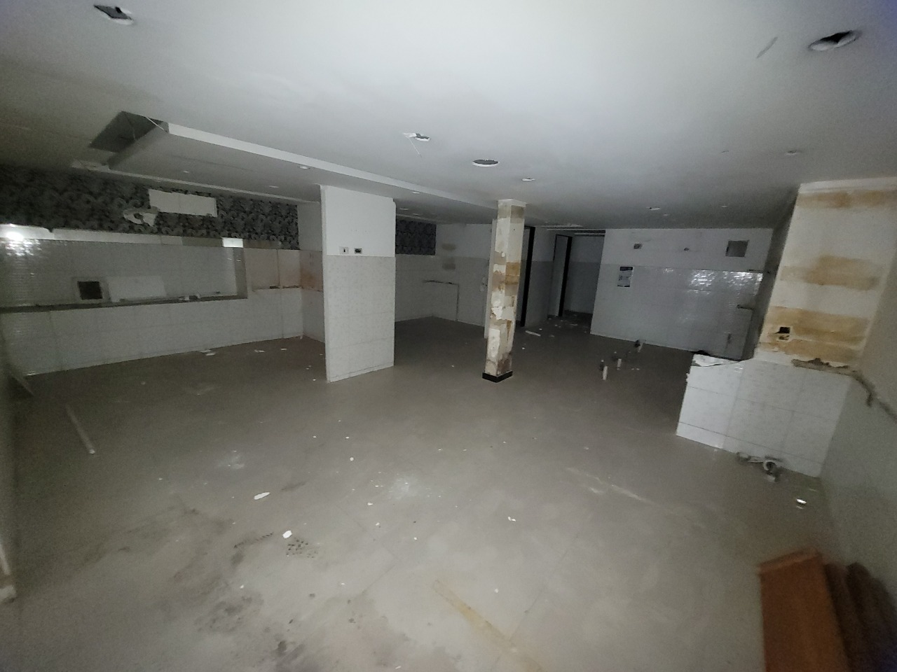 Casa Comercial para aluguel no Espinheiro: 