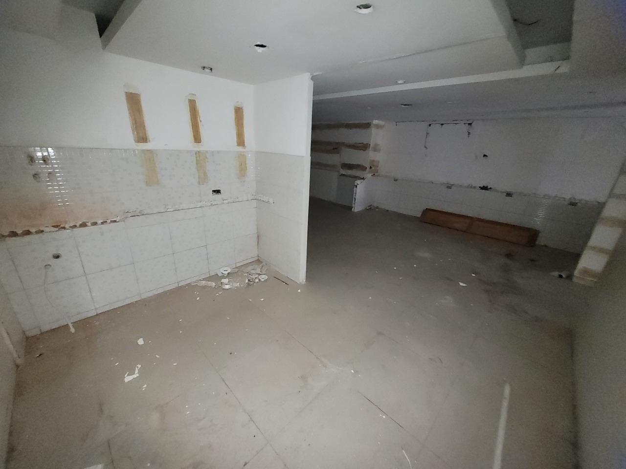 Casa Comercial para aluguel no Espinheiro: 