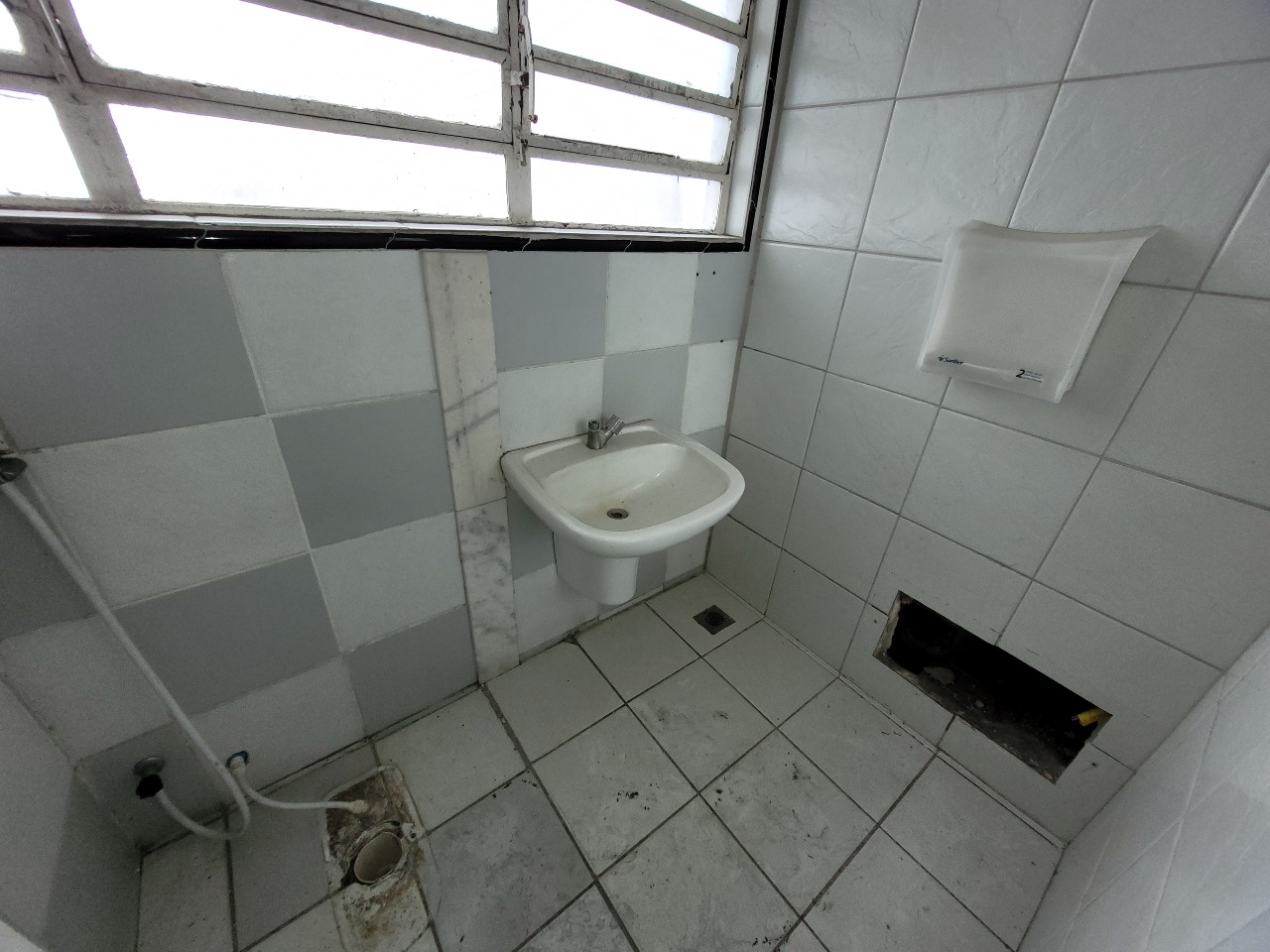 Casa Comercial para aluguel no Espinheiro: 