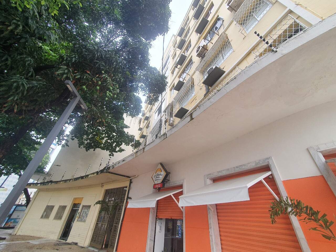Sala para aluguel no Santo Antonio: 