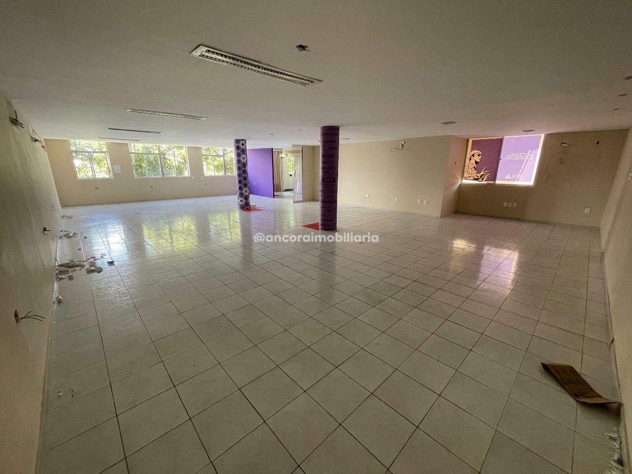 Sala para aluguel no Santo Antonio: