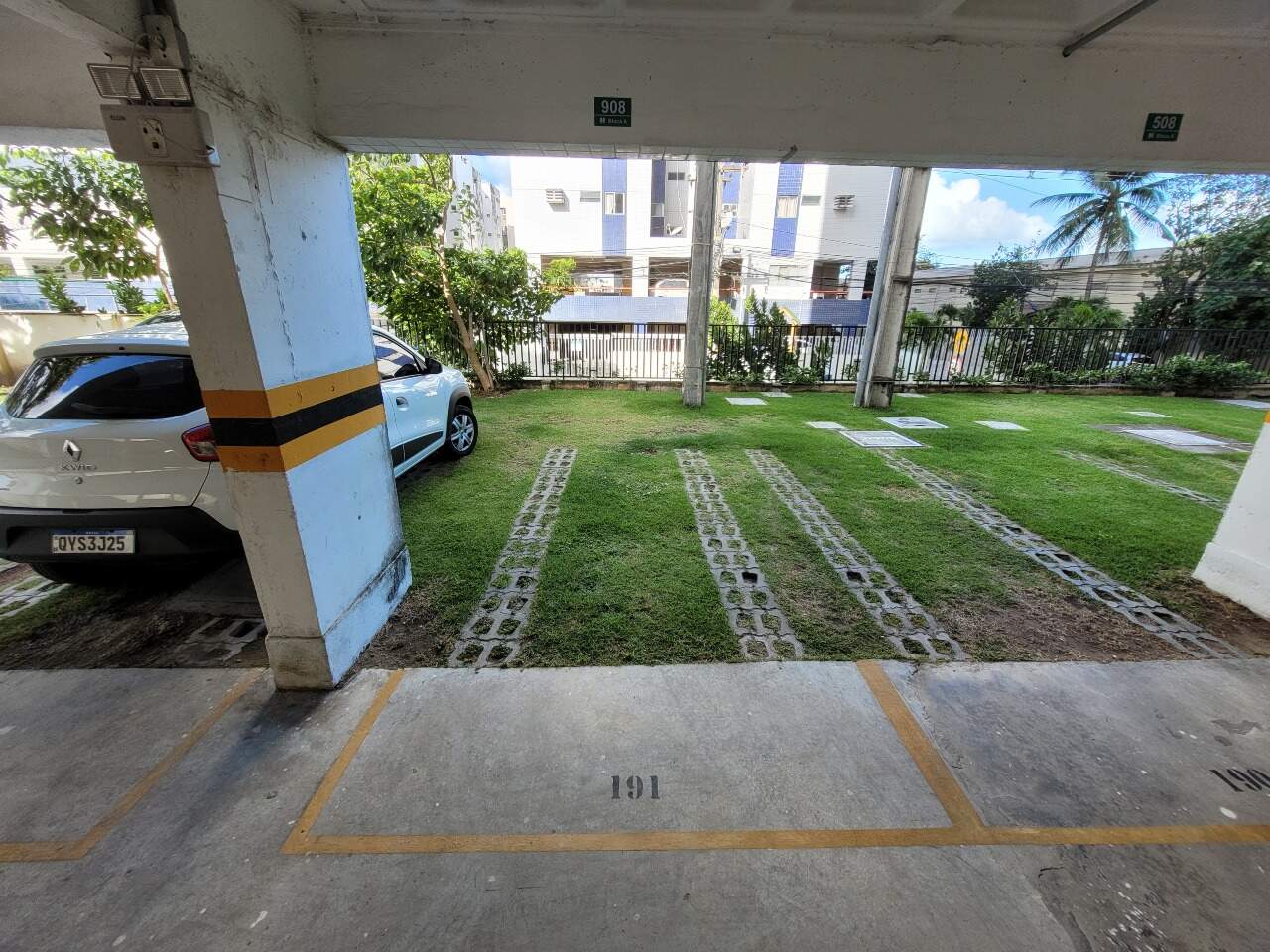 Apartamento para aluguel no Campo Grande: 