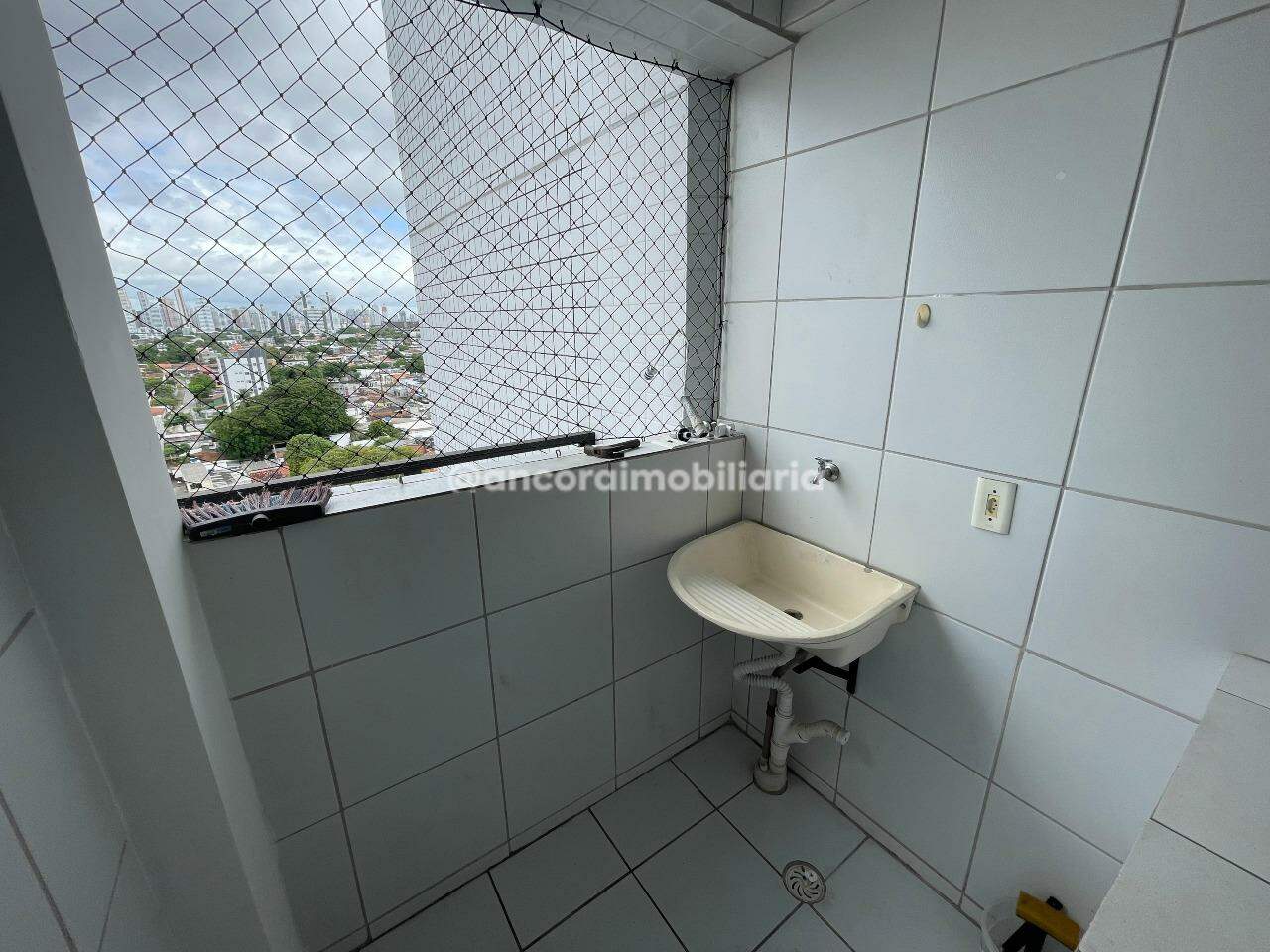 Apartamento para aluguel no Campo Grande: 