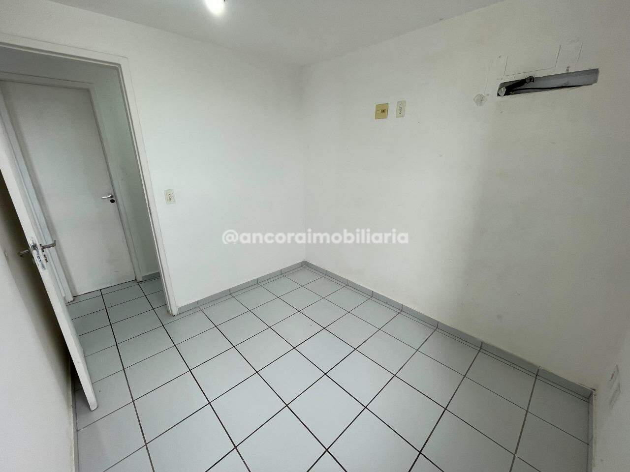 Apartamento para aluguel no Campo Grande: 
