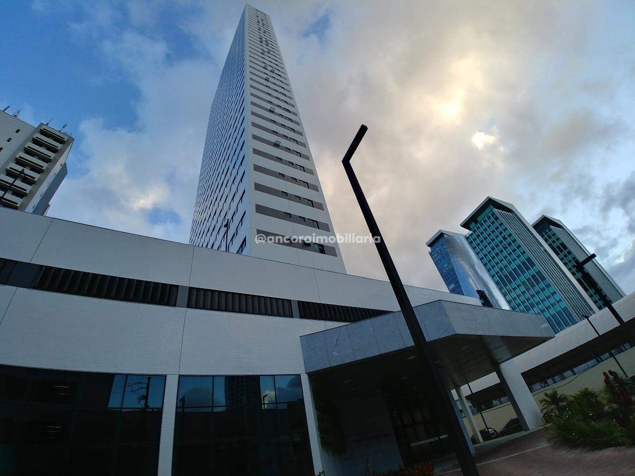 Apartamento para aluguel no Ilha do Leite: 