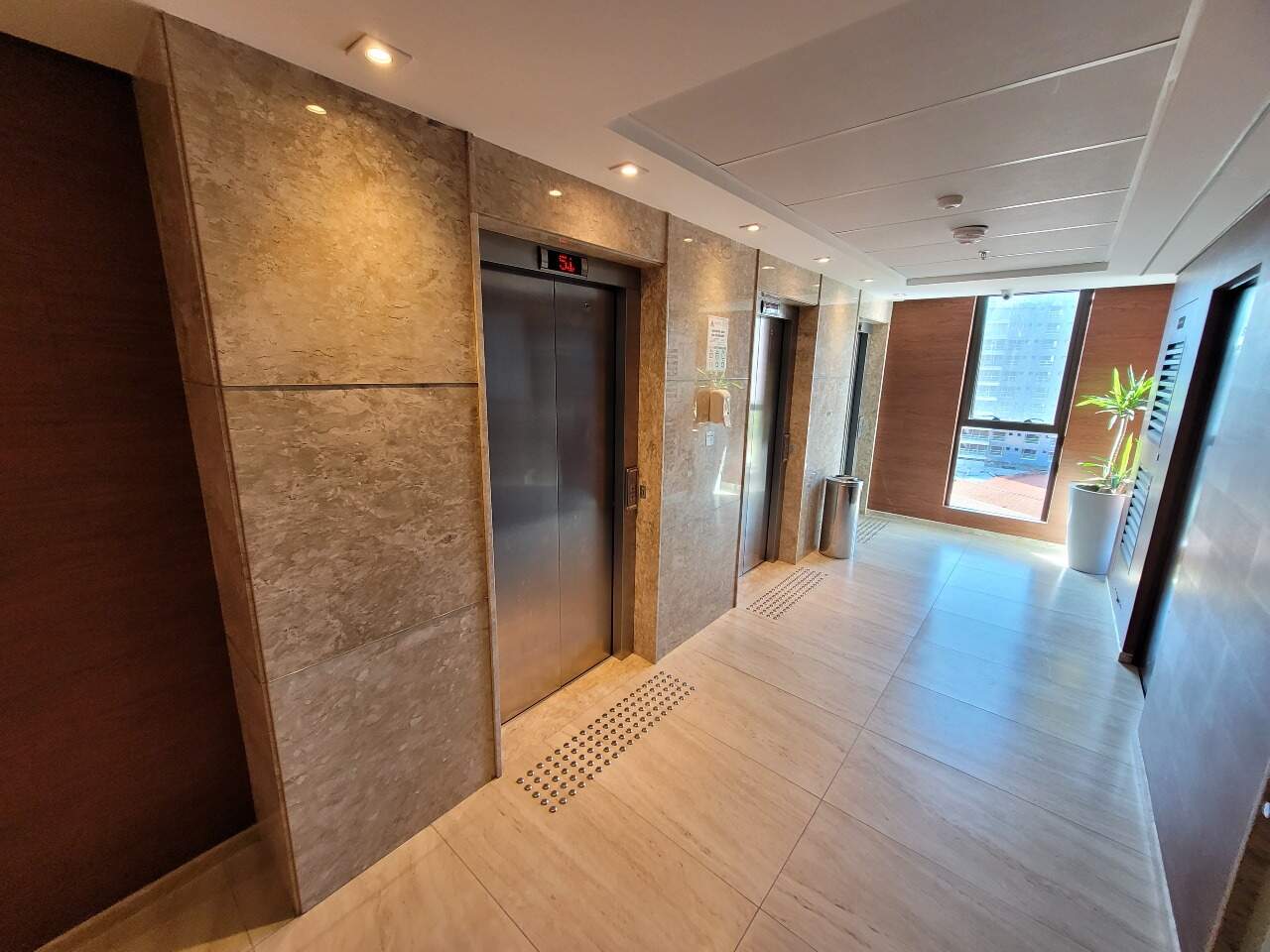 Sala para aluguel no Aflitos: 