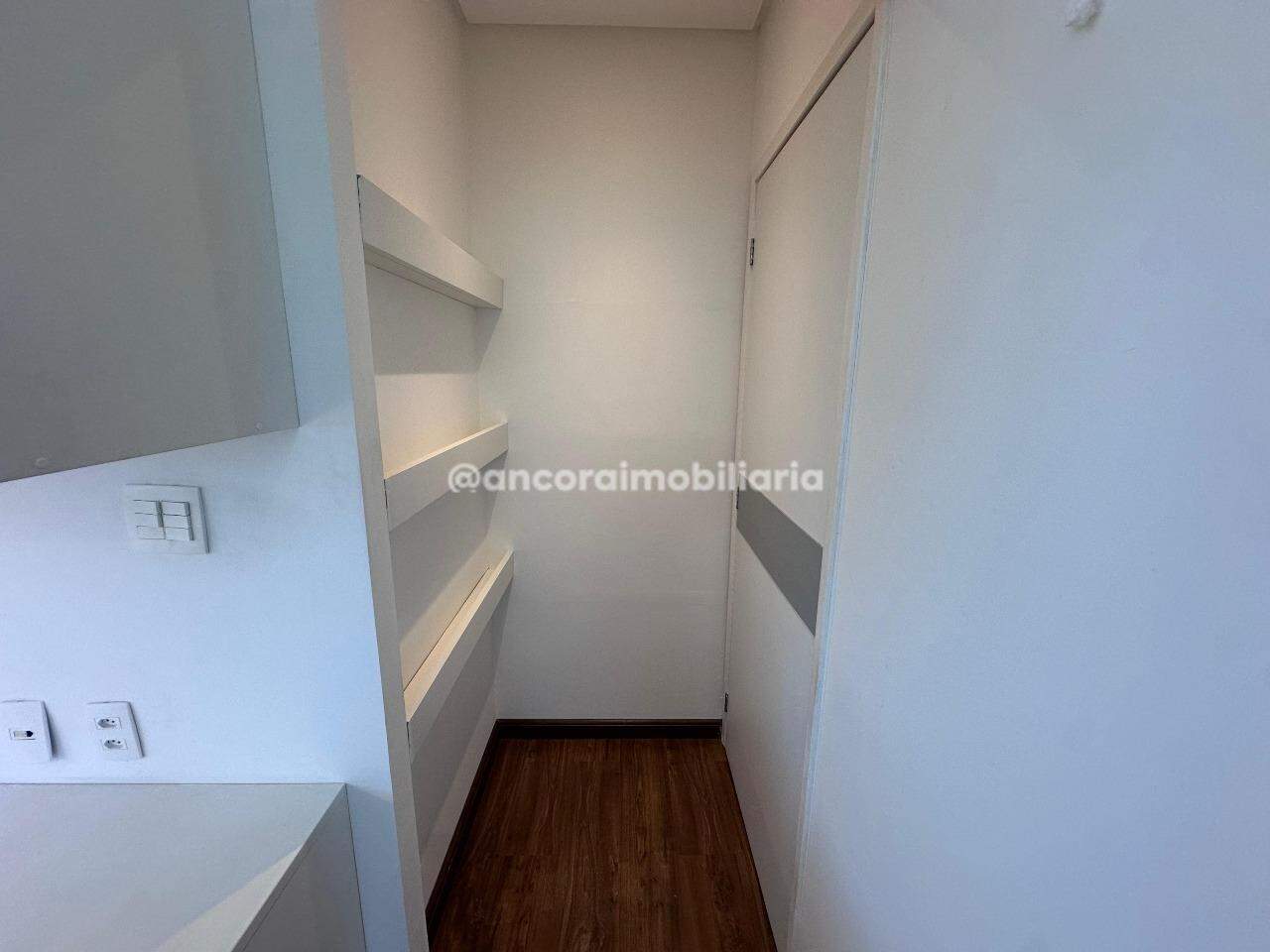 Sala para aluguel no Aflitos: 