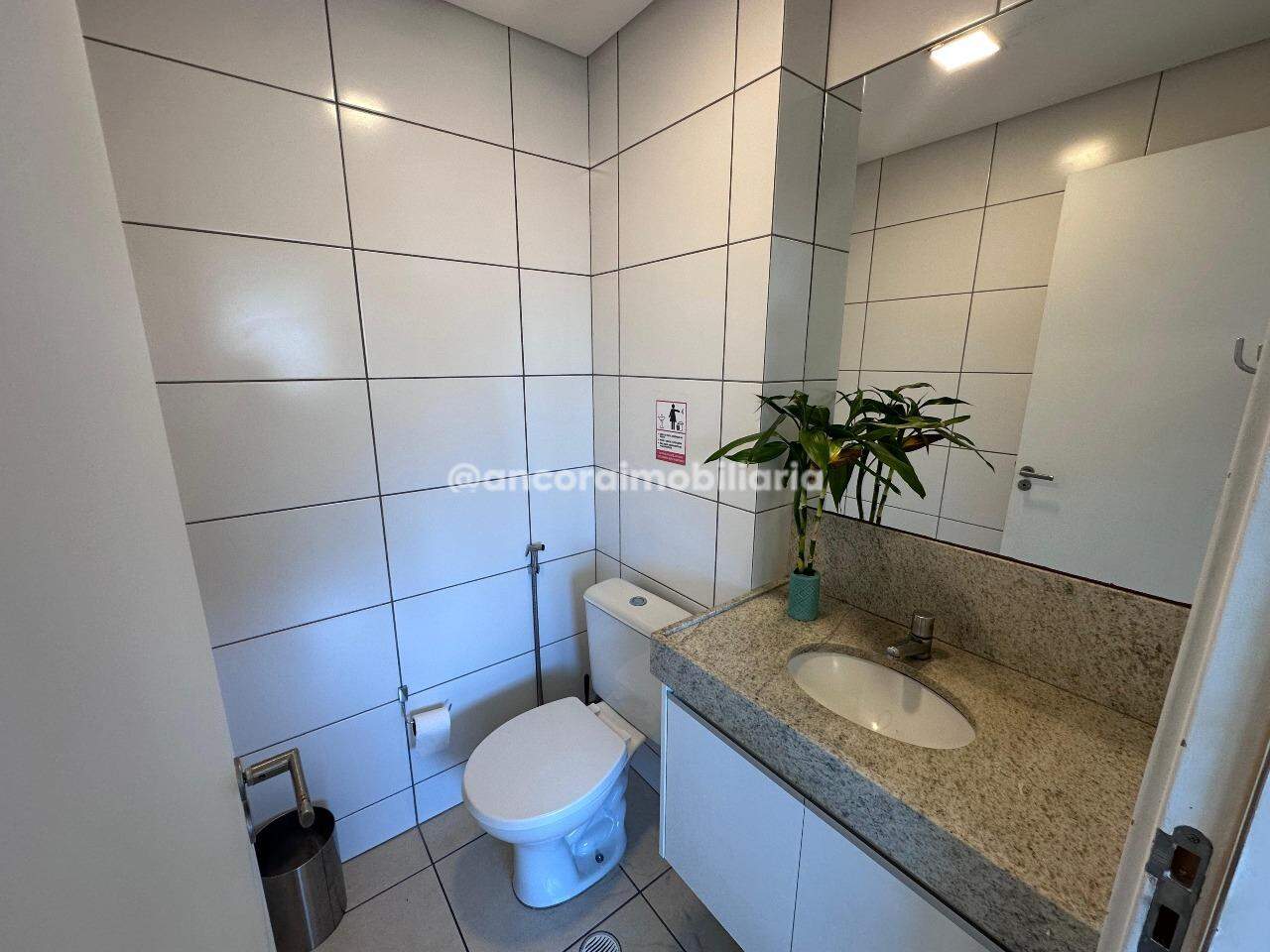 Sala para aluguel no Aflitos: 
