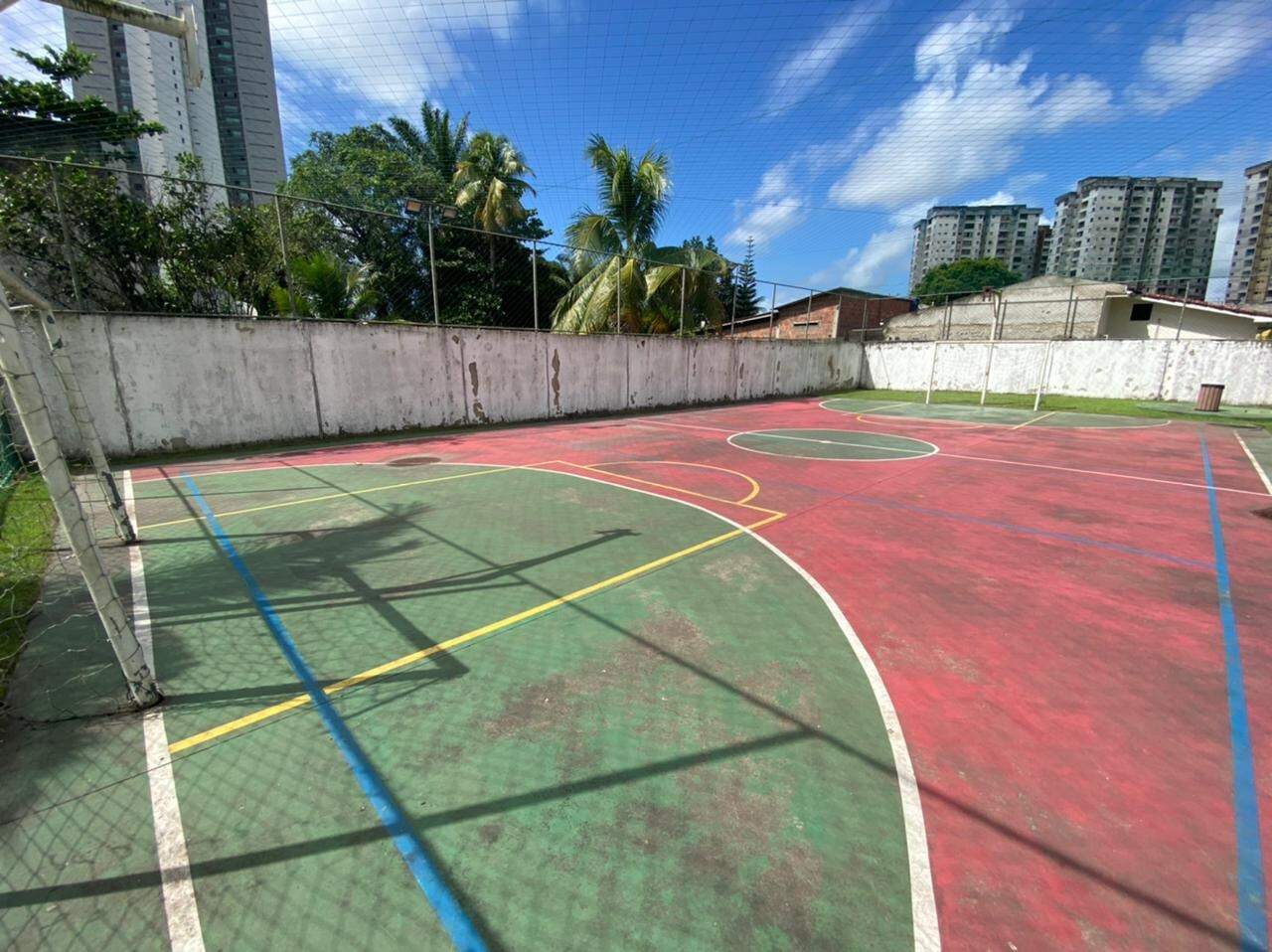 Apartamento para aluguel no Caxangá: