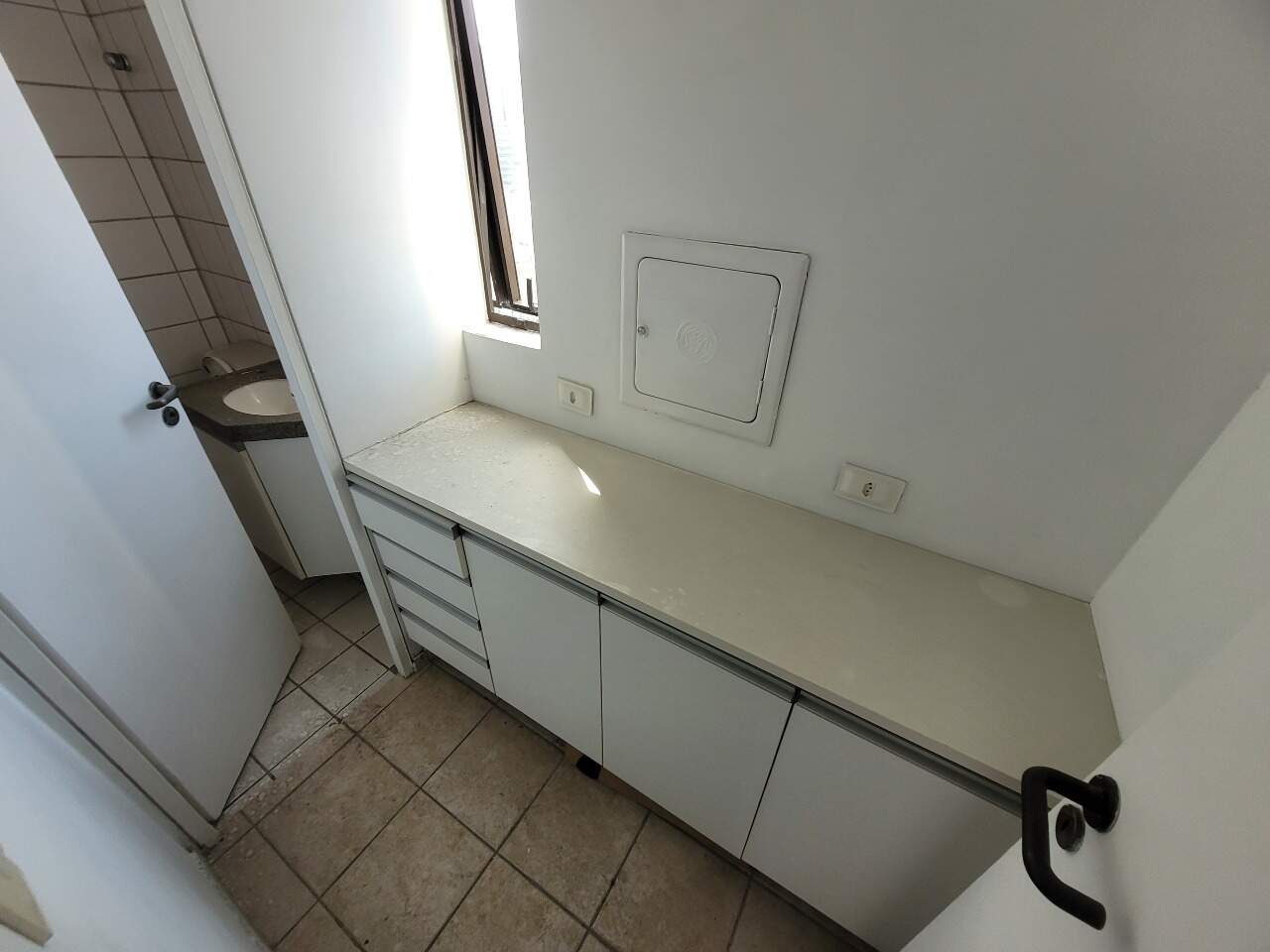 Sala à venda no Ilha do Leite: