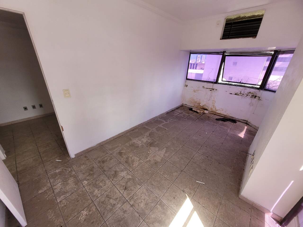 Sala à venda no Ilha do Leite: