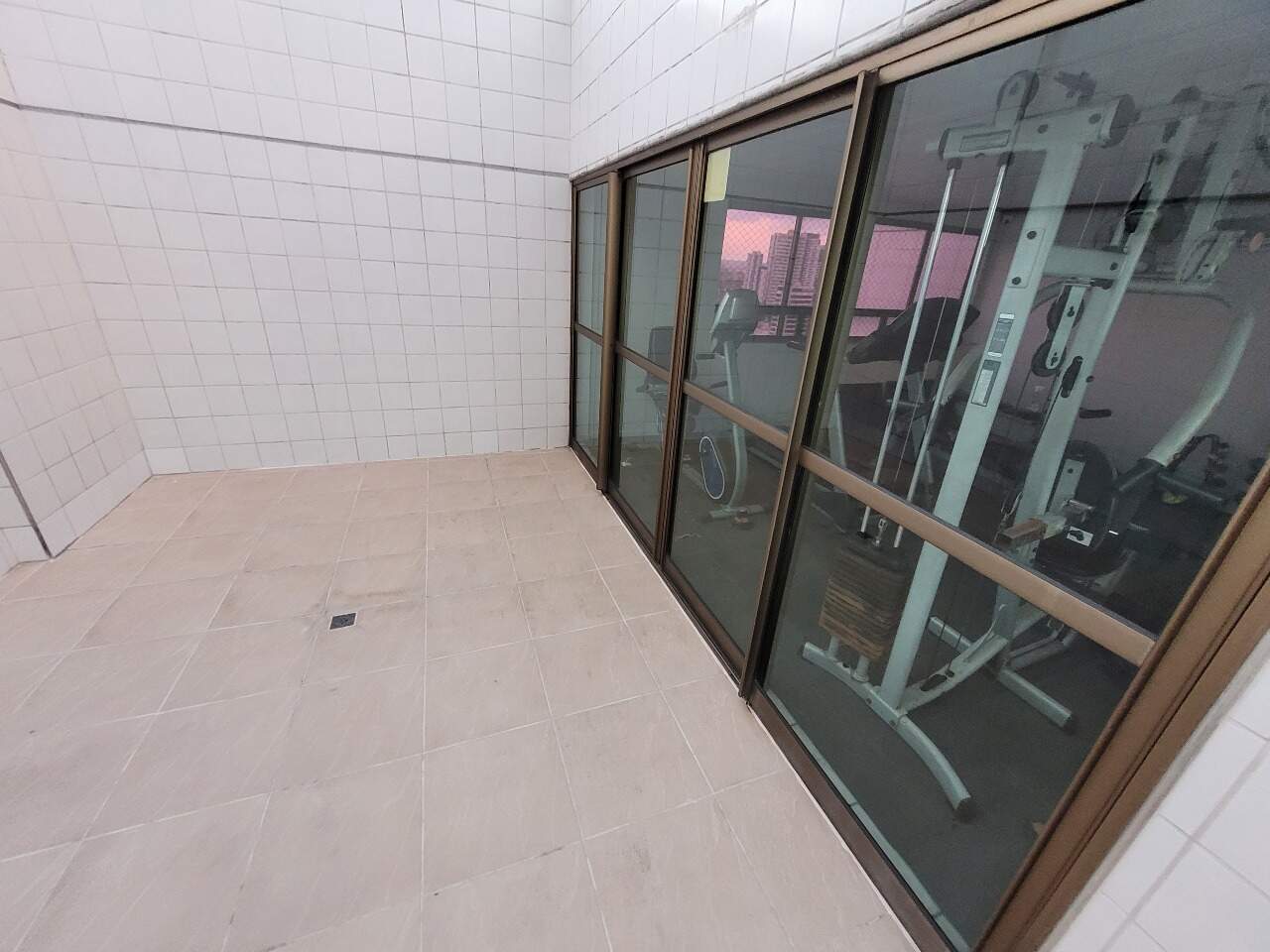 Apartamento à venda no Madalena: 