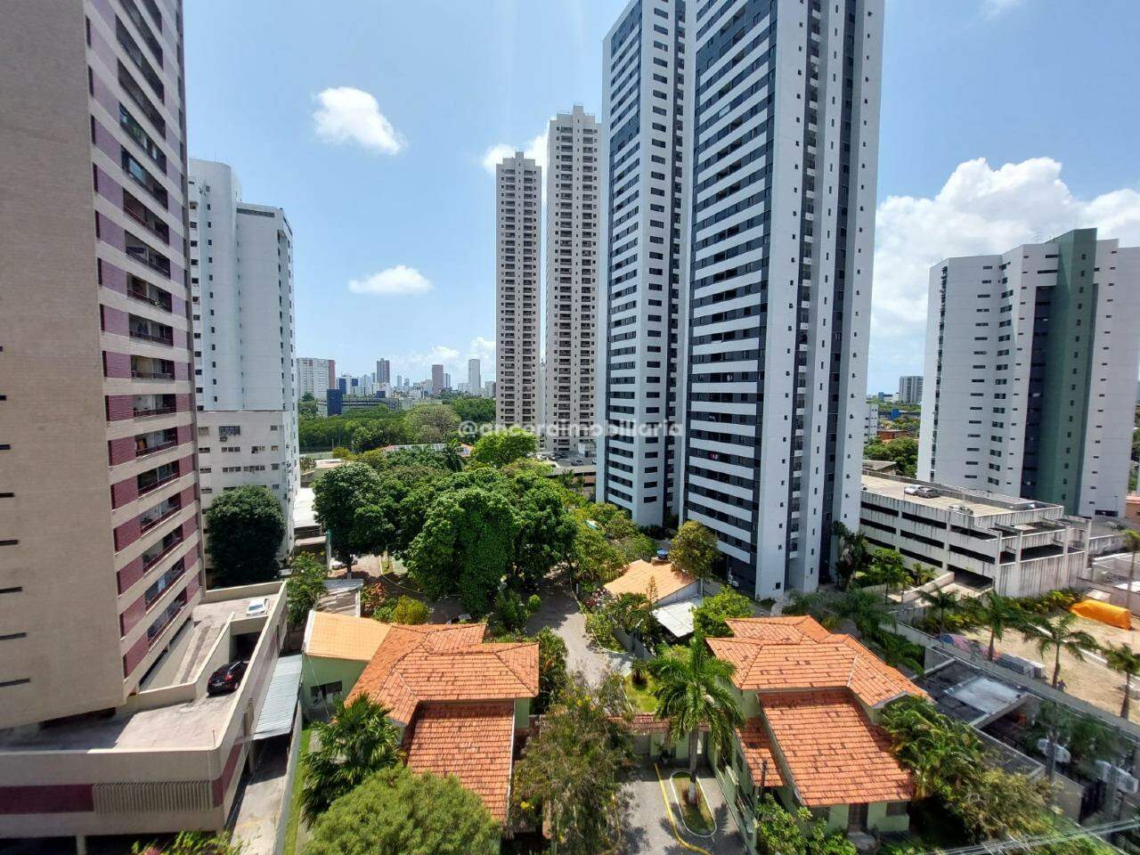 Apartamento à venda no Madalena: 