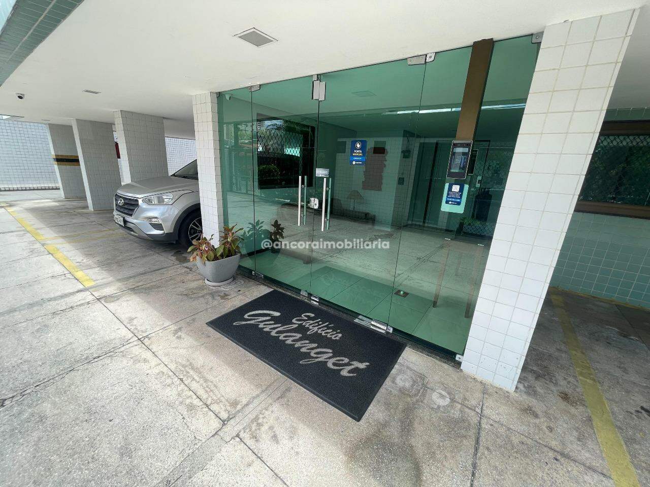 Apartamento para aluguel no Tamarineira: 