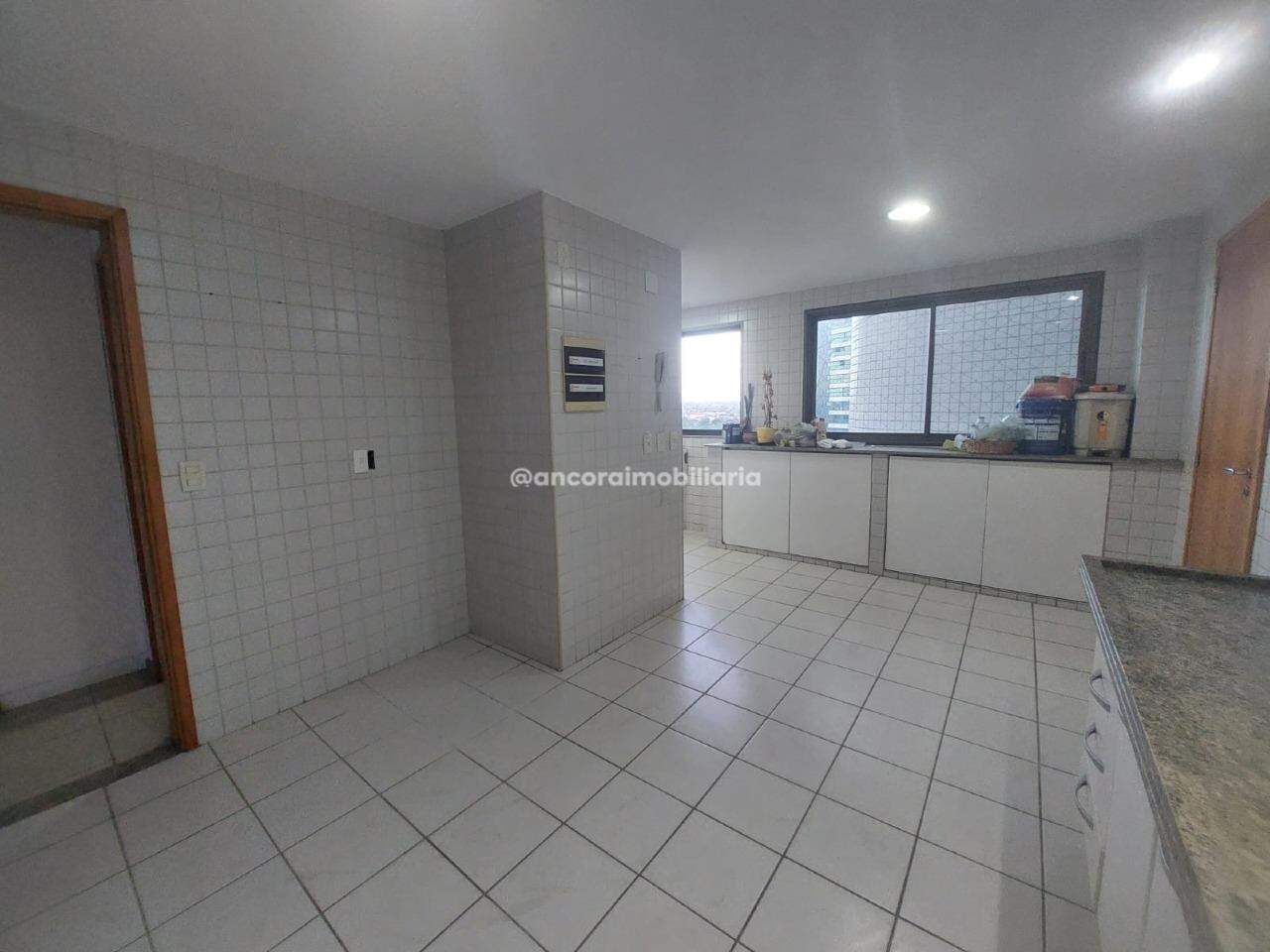 Apartamento à venda no Ilha do Retiro: 