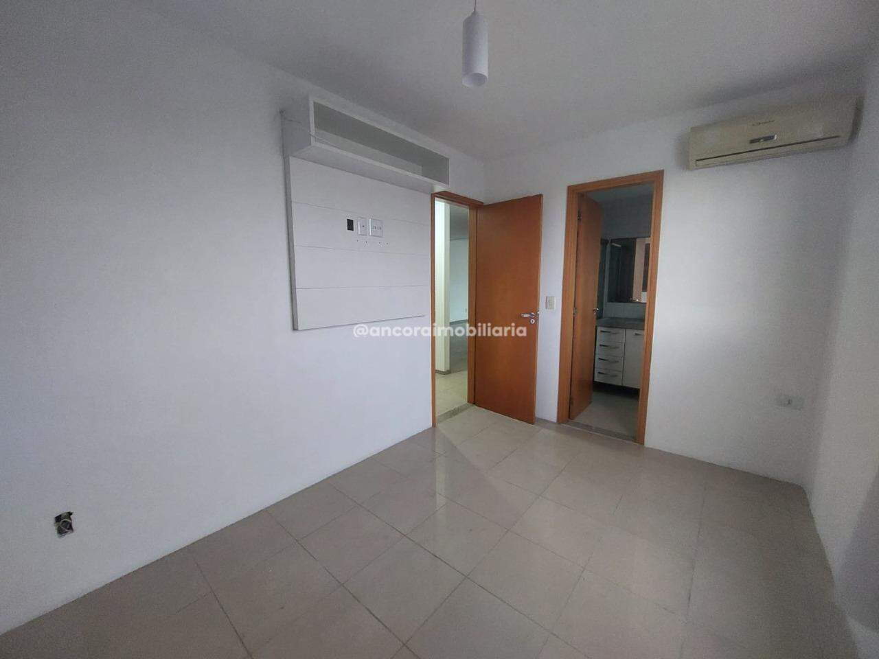 Apartamento à venda no Ilha do Retiro: 