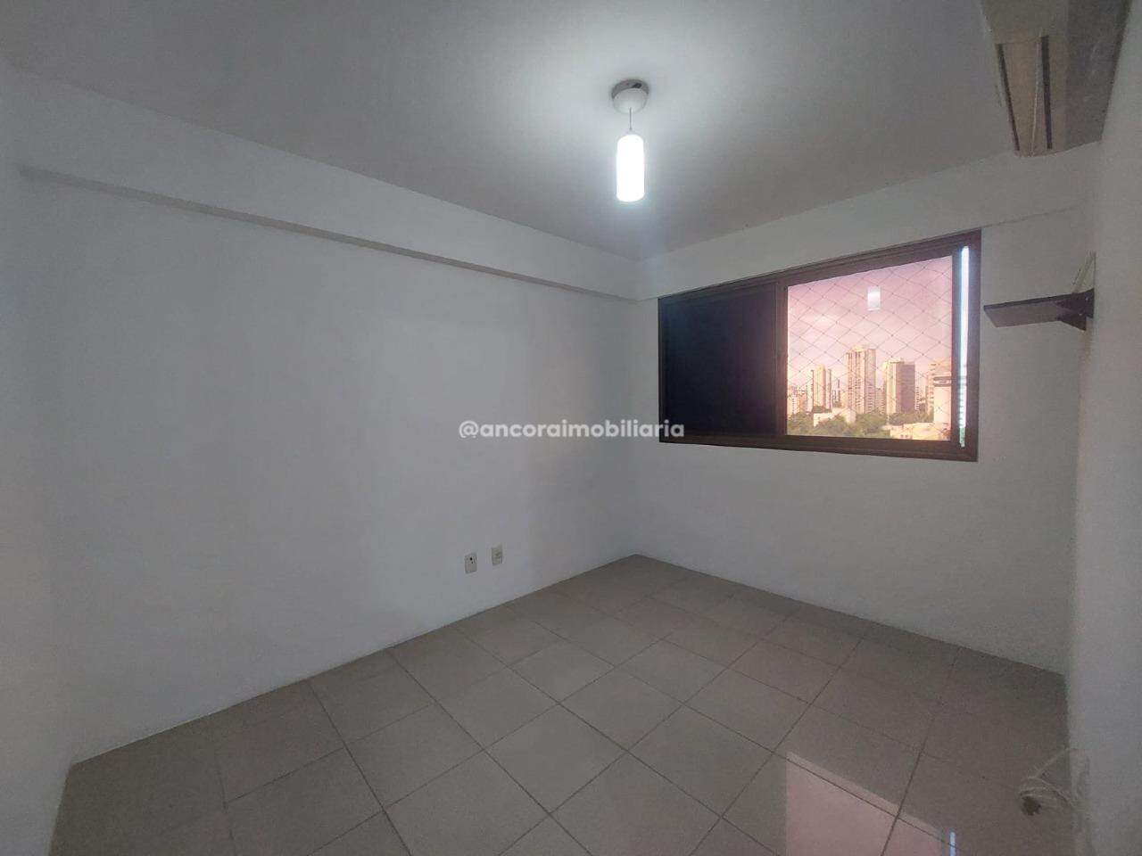 Apartamento à venda no Ilha do Retiro: 