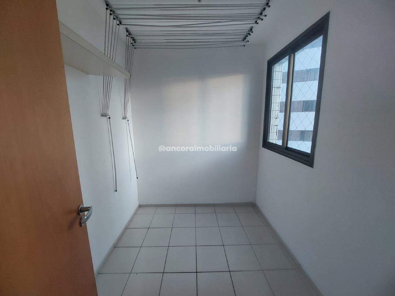 Apartamento à venda no Ilha do Retiro: 