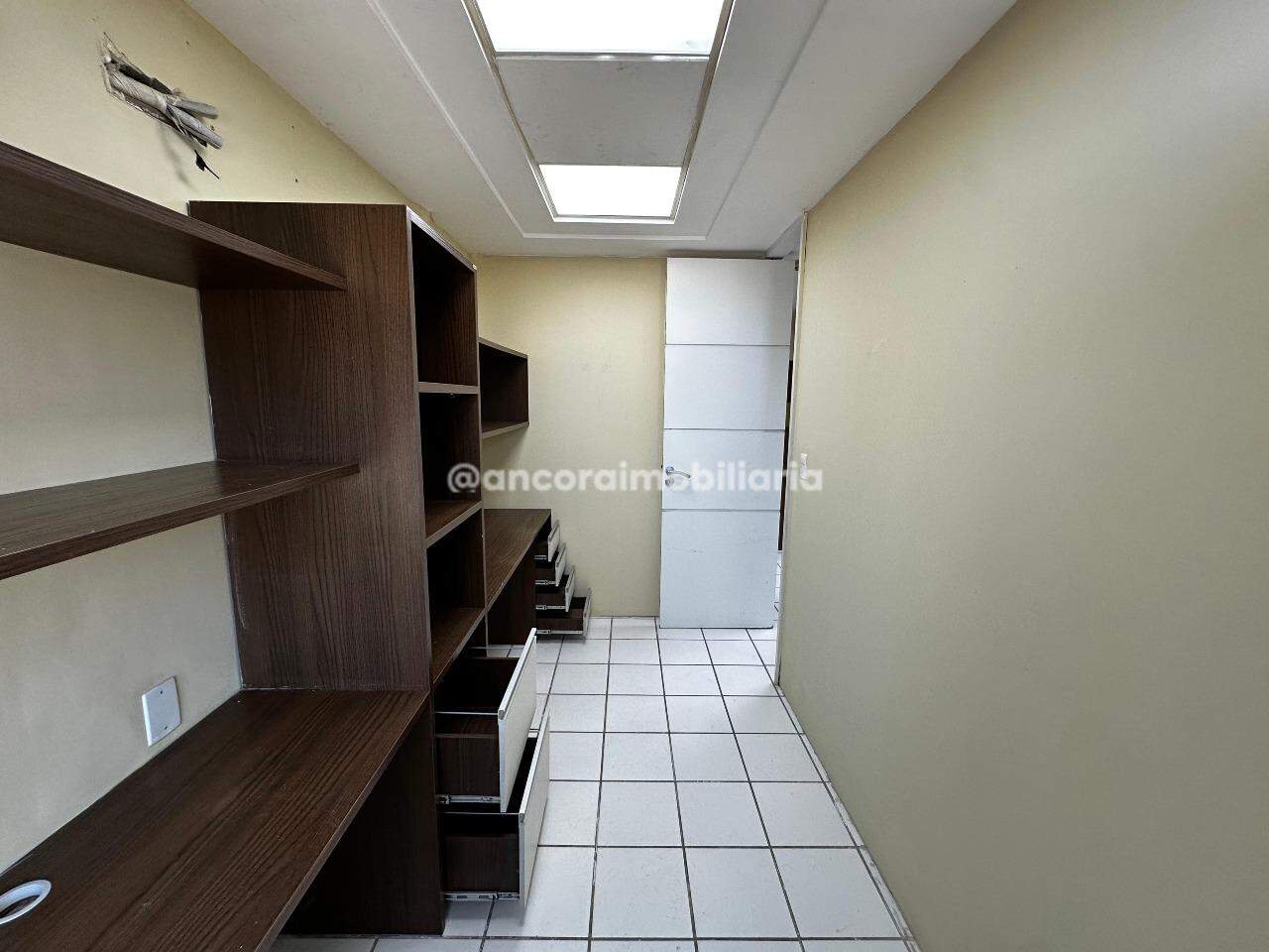 Sala para aluguel no Ilha do Leite: 