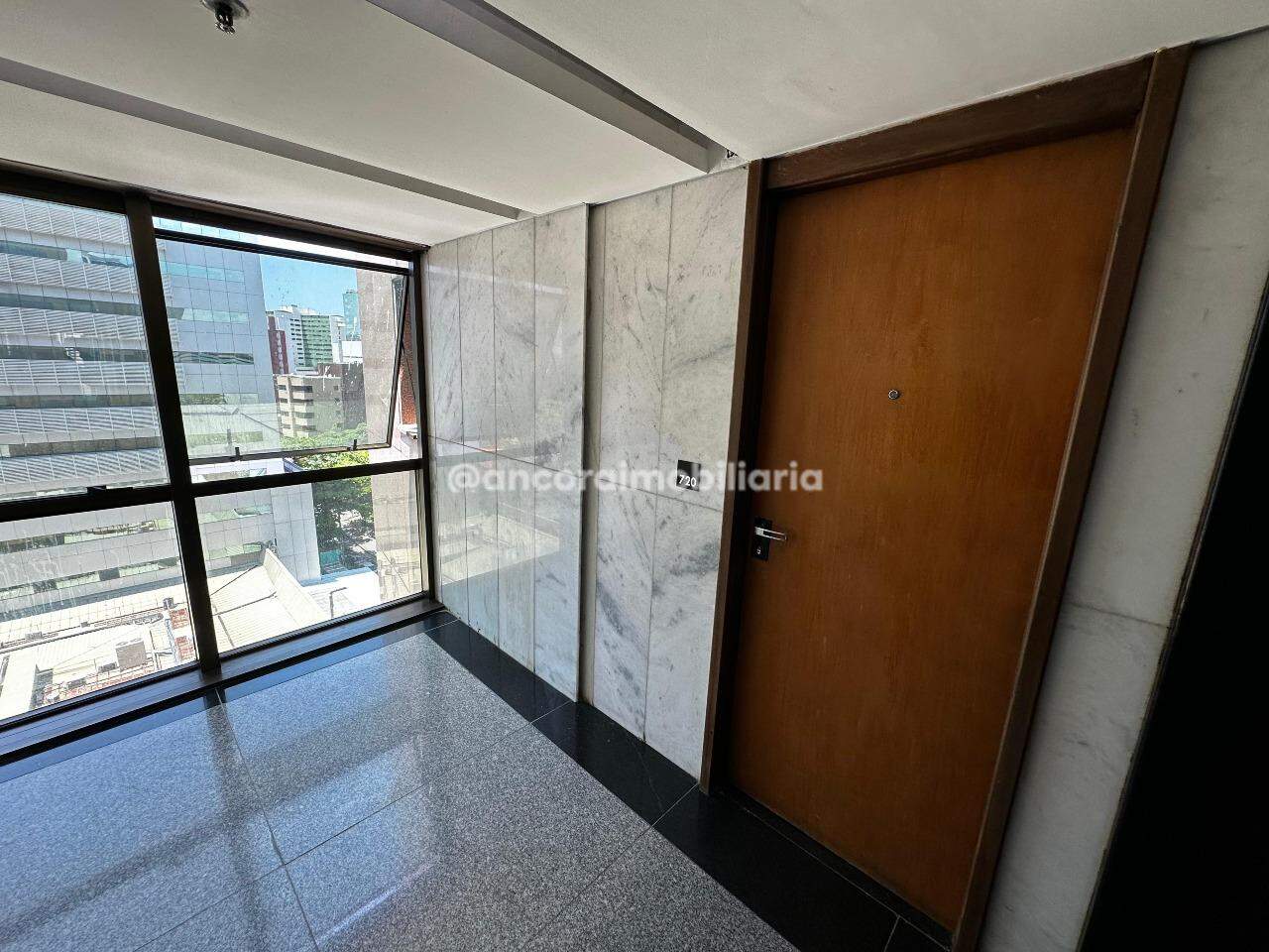 Sala para aluguel no Ilha do Leite: 