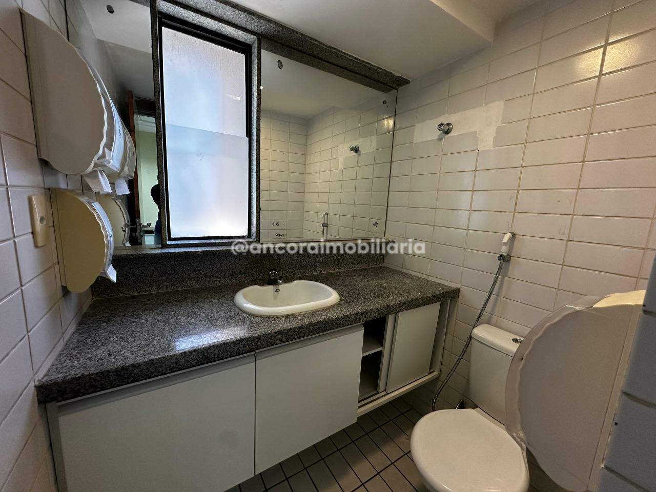 Sala para aluguel no Ilha do Leite: 