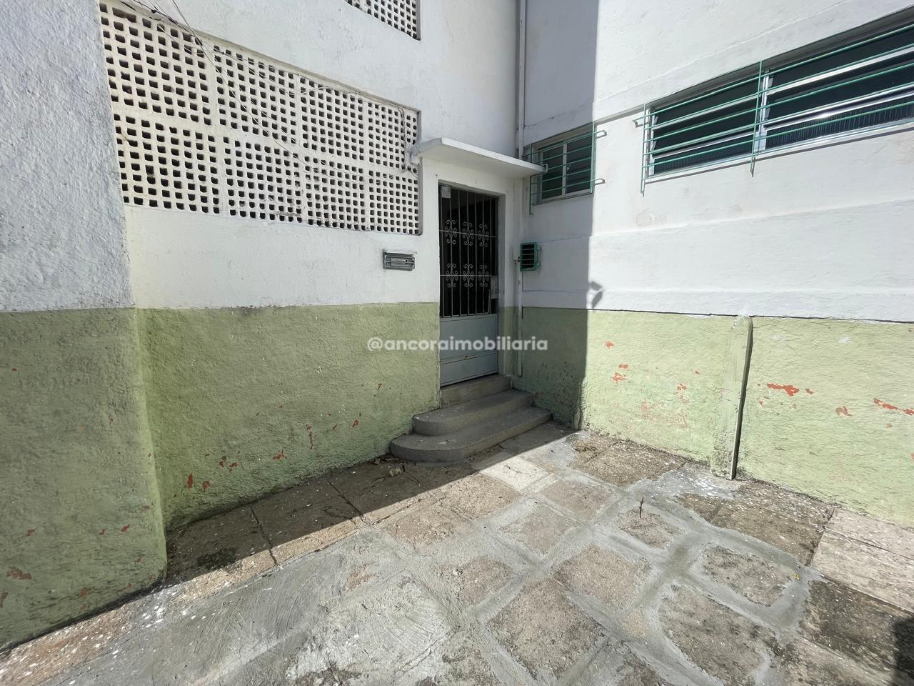 Apartamento para aluguel no Areias: